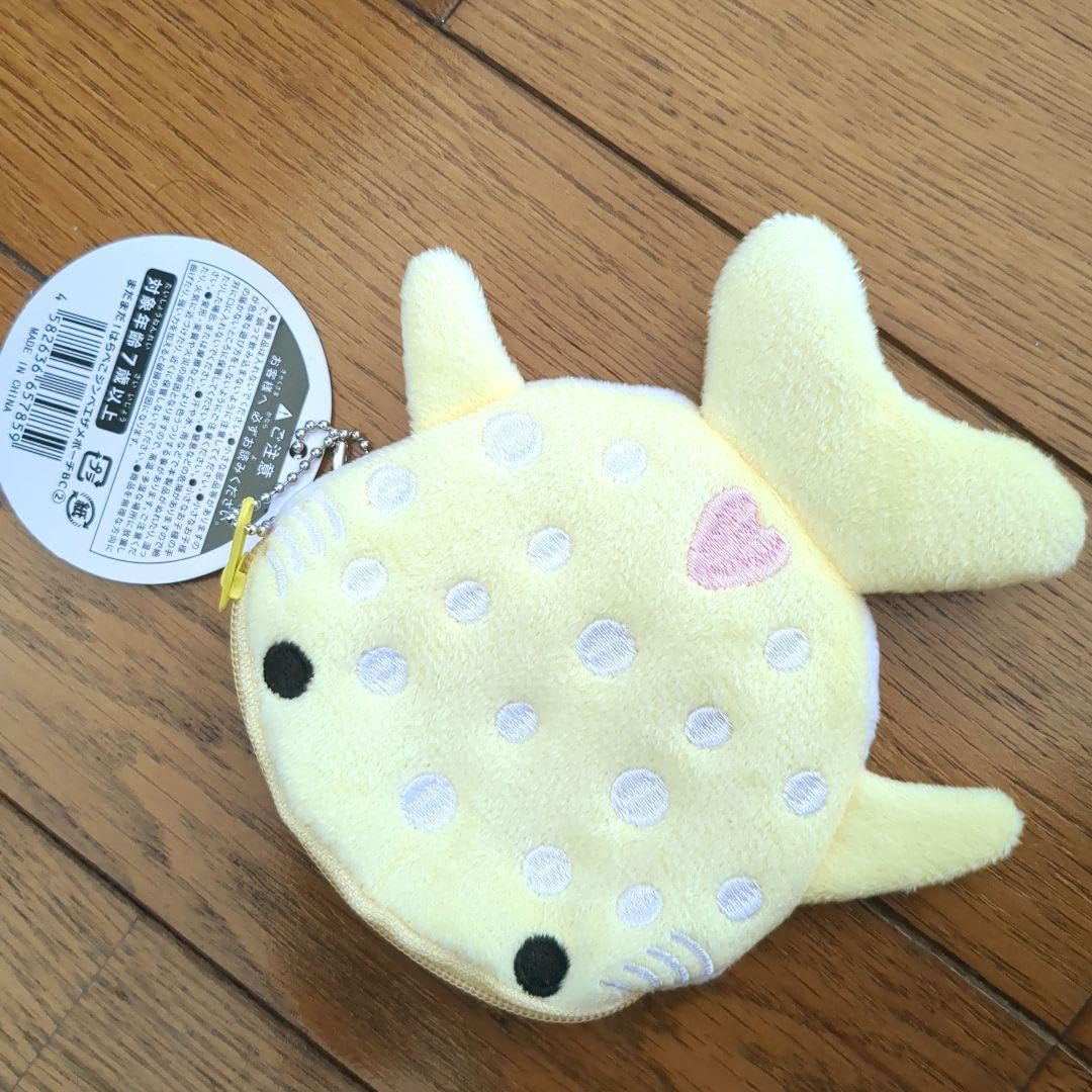 Amazon.co.jp: はらぺこジンベイザメポーチBC 2 黄色 : おもちゃ