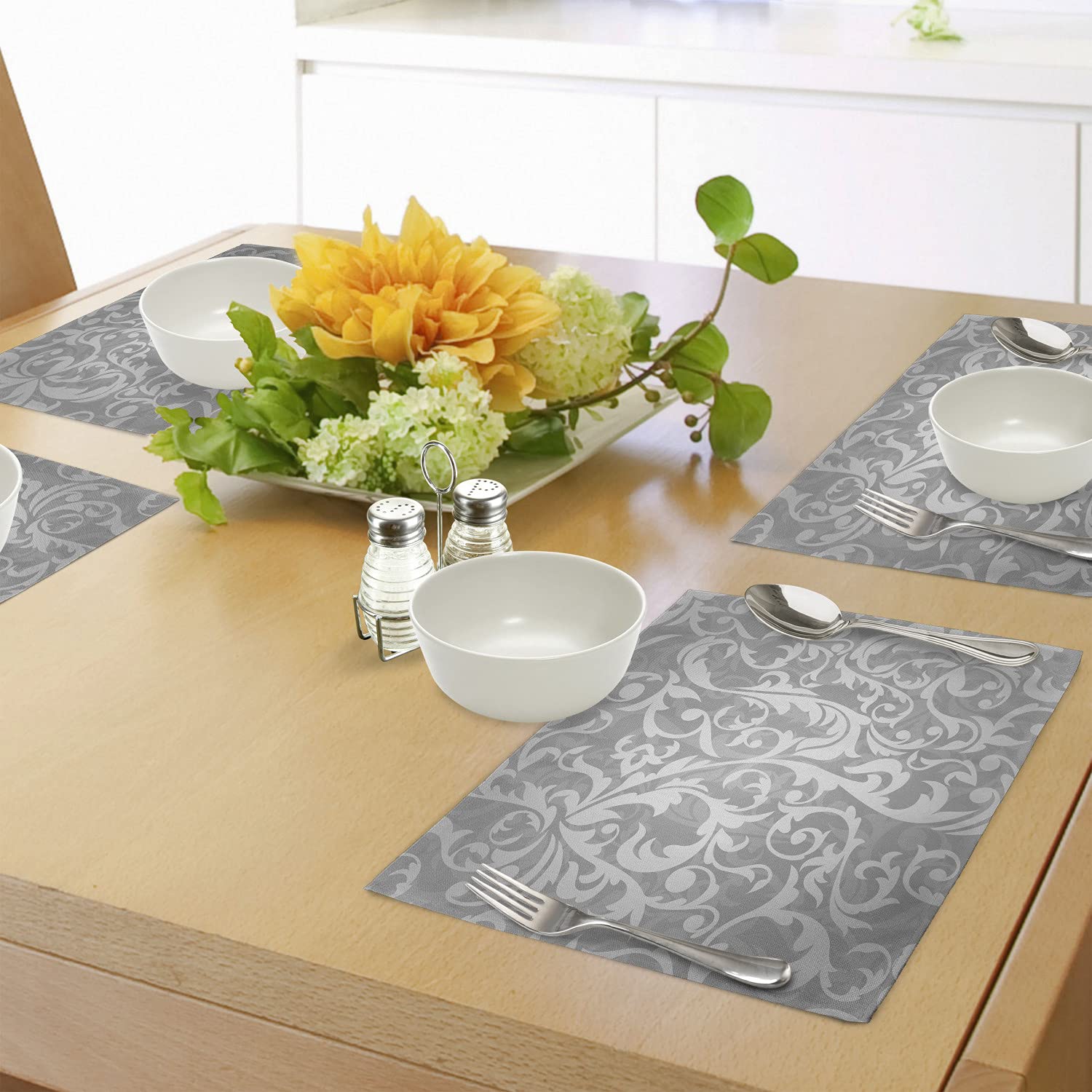 Amazon.com: Ambesonne Grey Place Mats Set of 4, Victorian Style 