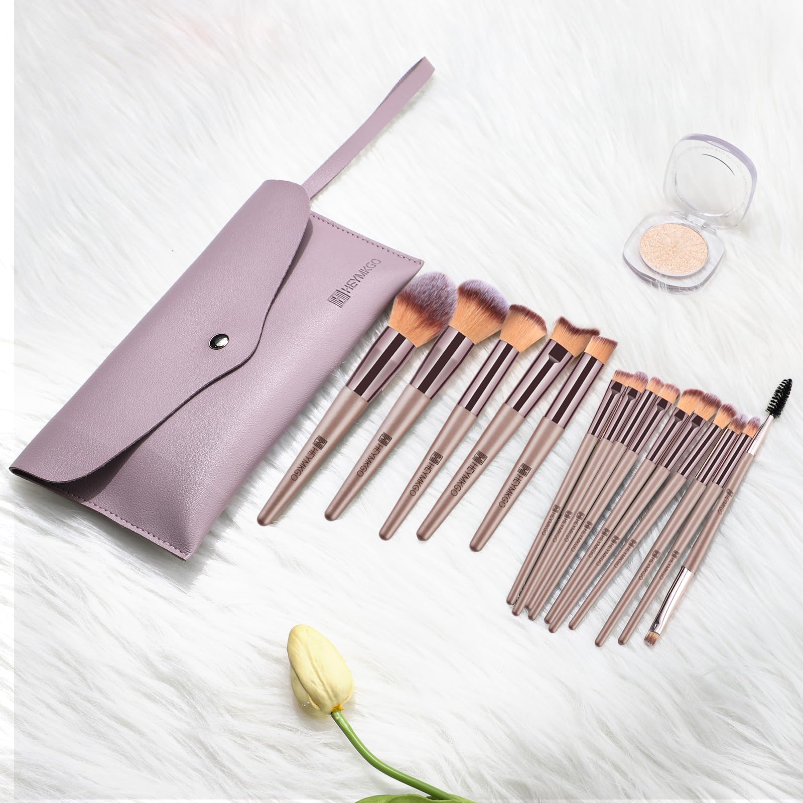HEYMKGO Pennelli Make Up, 15 Pezzi Set Pennelli Trucco Professionale con Trousse in Pelle PU, Champagne Gold Kit Pennello Trucco Occhi Makeup Brushes Regalo per Ragazze Donne Compleanno San Valentino