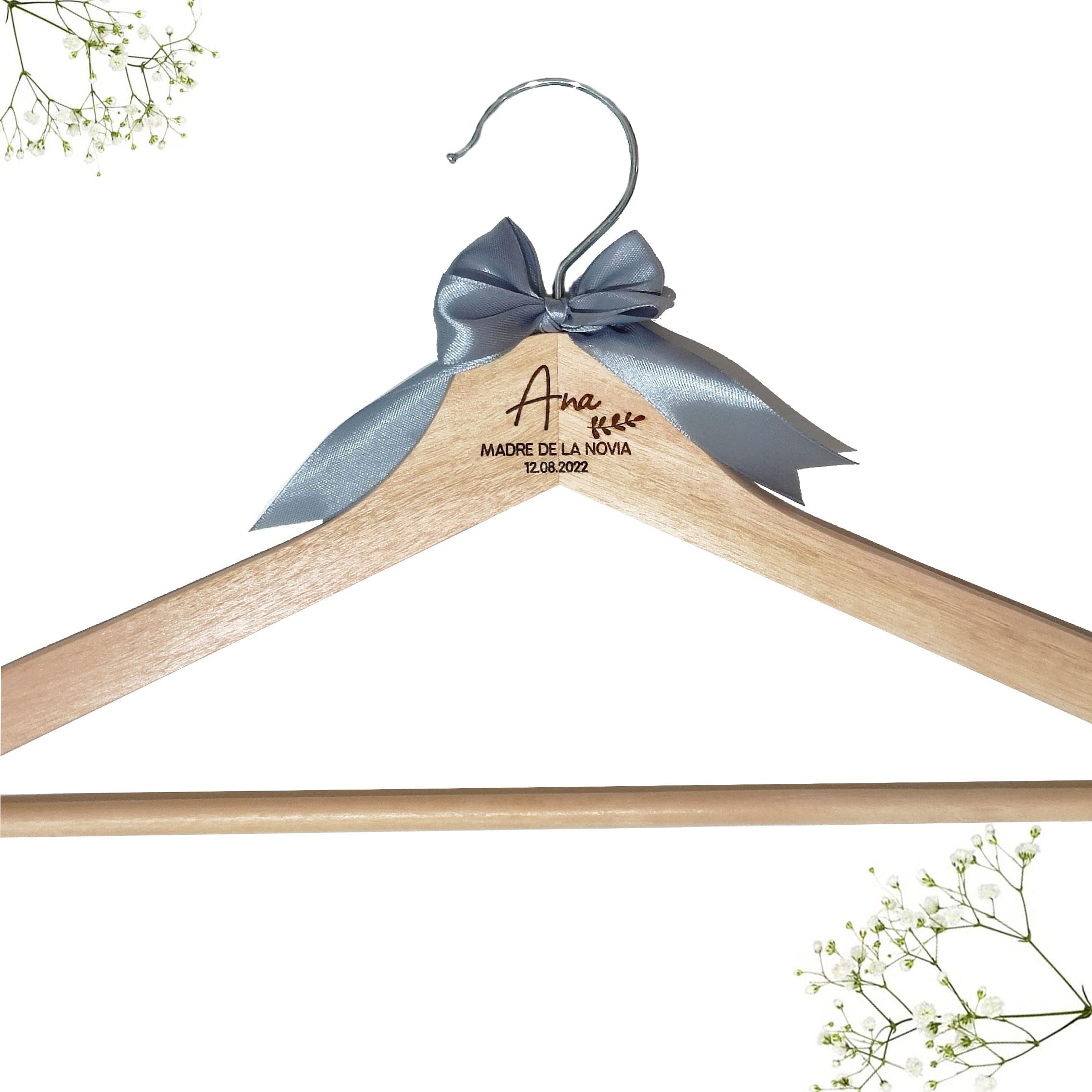 Percha grabada personalizada | perchas de madera para bodas, bautizos, comuniones, eventos | regalo de bodas para novios, madrinas, padrinos... | perchas personalizadas para boda | Lulamuk