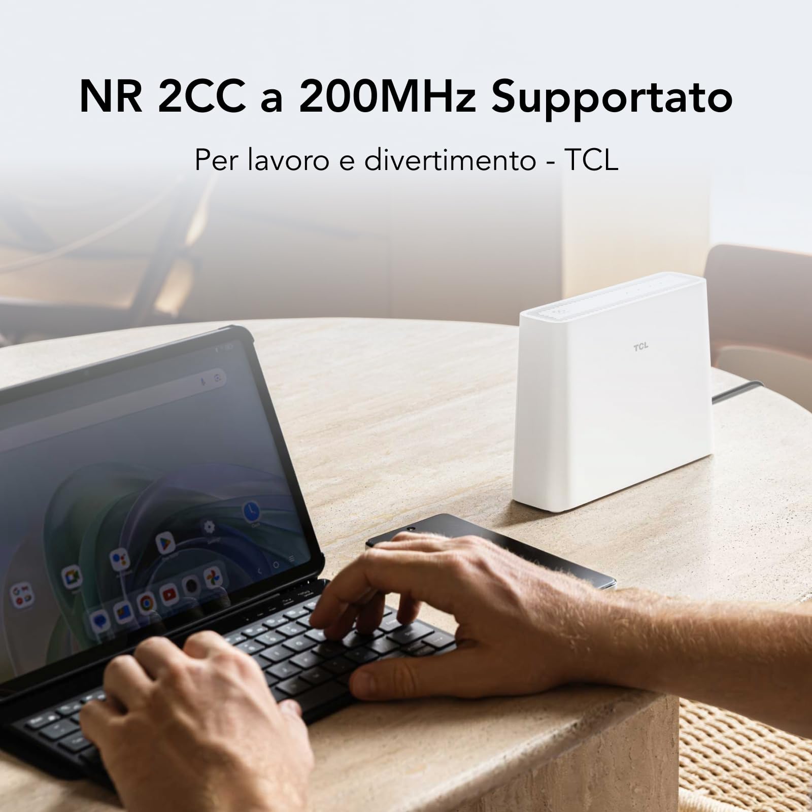 TCL LINKHUB 5G HH515L - CPE 5G con Wi-Fi 6 e antenna ad alto guadagno, download fino a 4,67 Gbps, upload fino a 1,25 Gbps, fino a 128 dispositivi