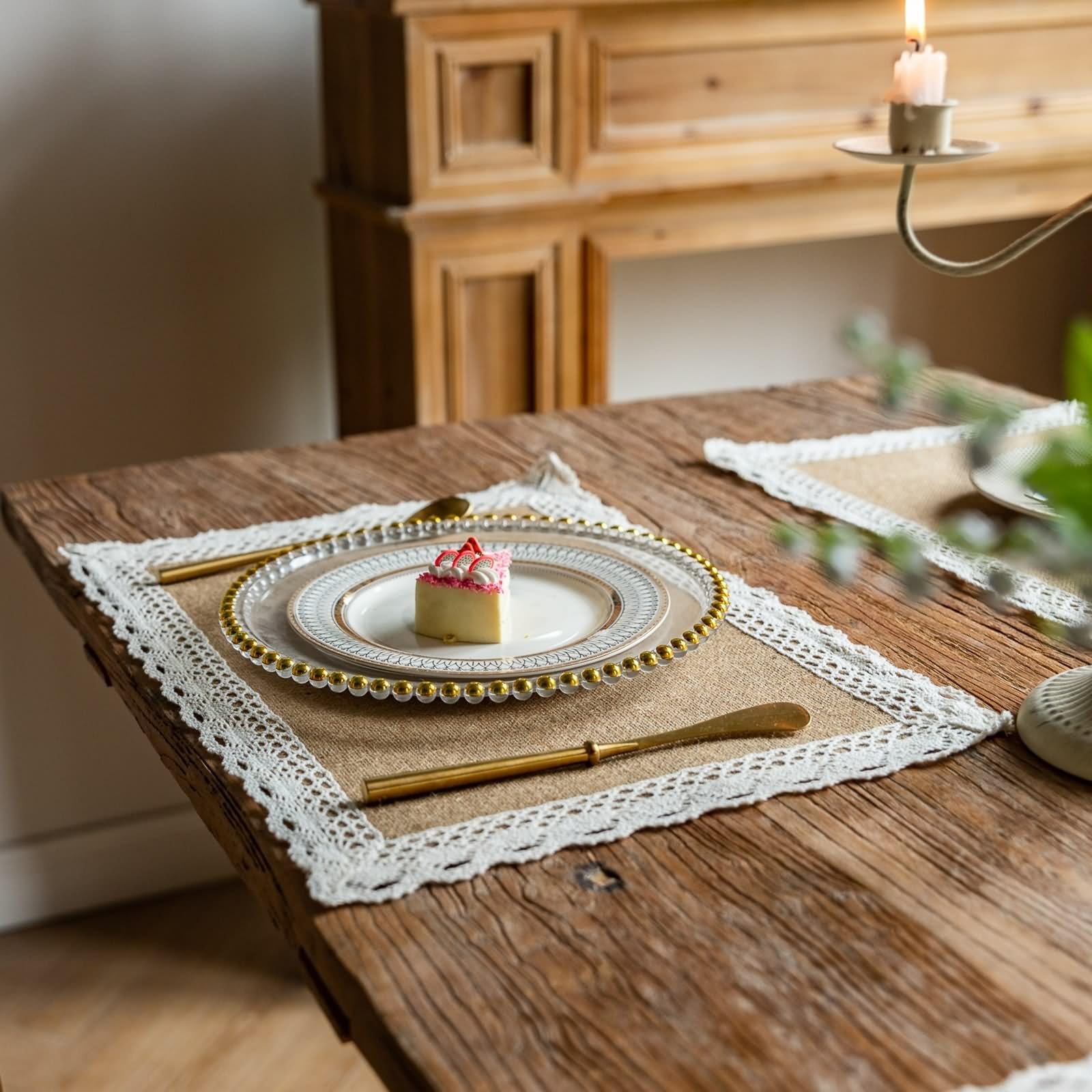 Tischsets Stoff Linum 6er Set, Platzsets Esstisch 30x45cm Einfarbige Blumenspitze Braun Beige
