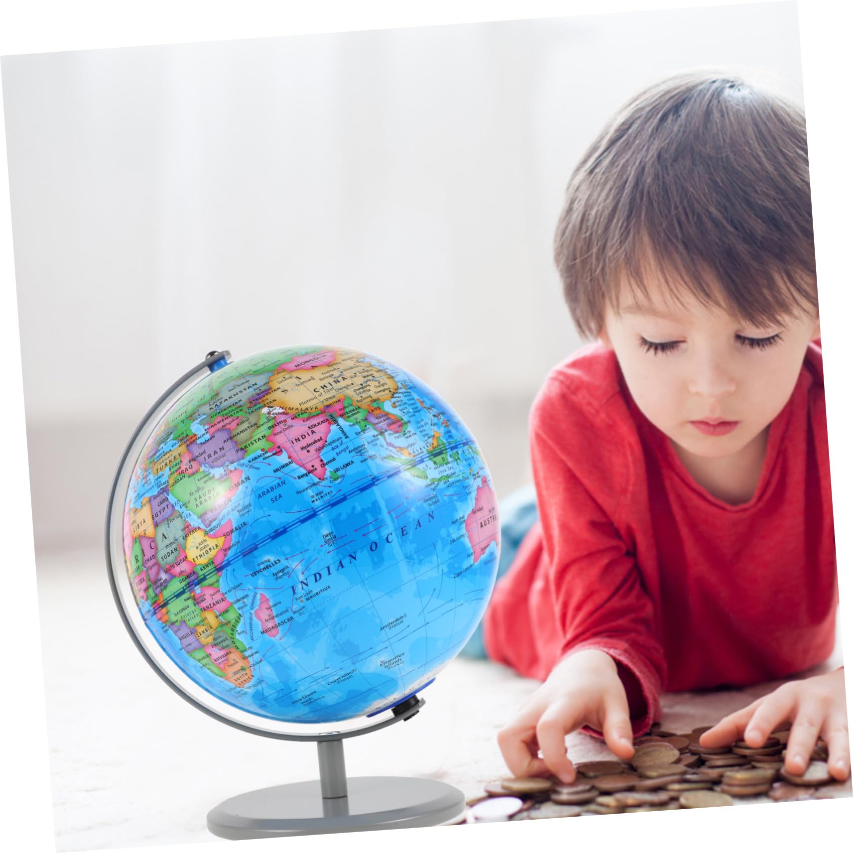 Piggy Bank for Adults Globe Shaped Money Saving Box with Stable Base Convenient Coin Holder for Study And Bedroom Decorative Savings Bank