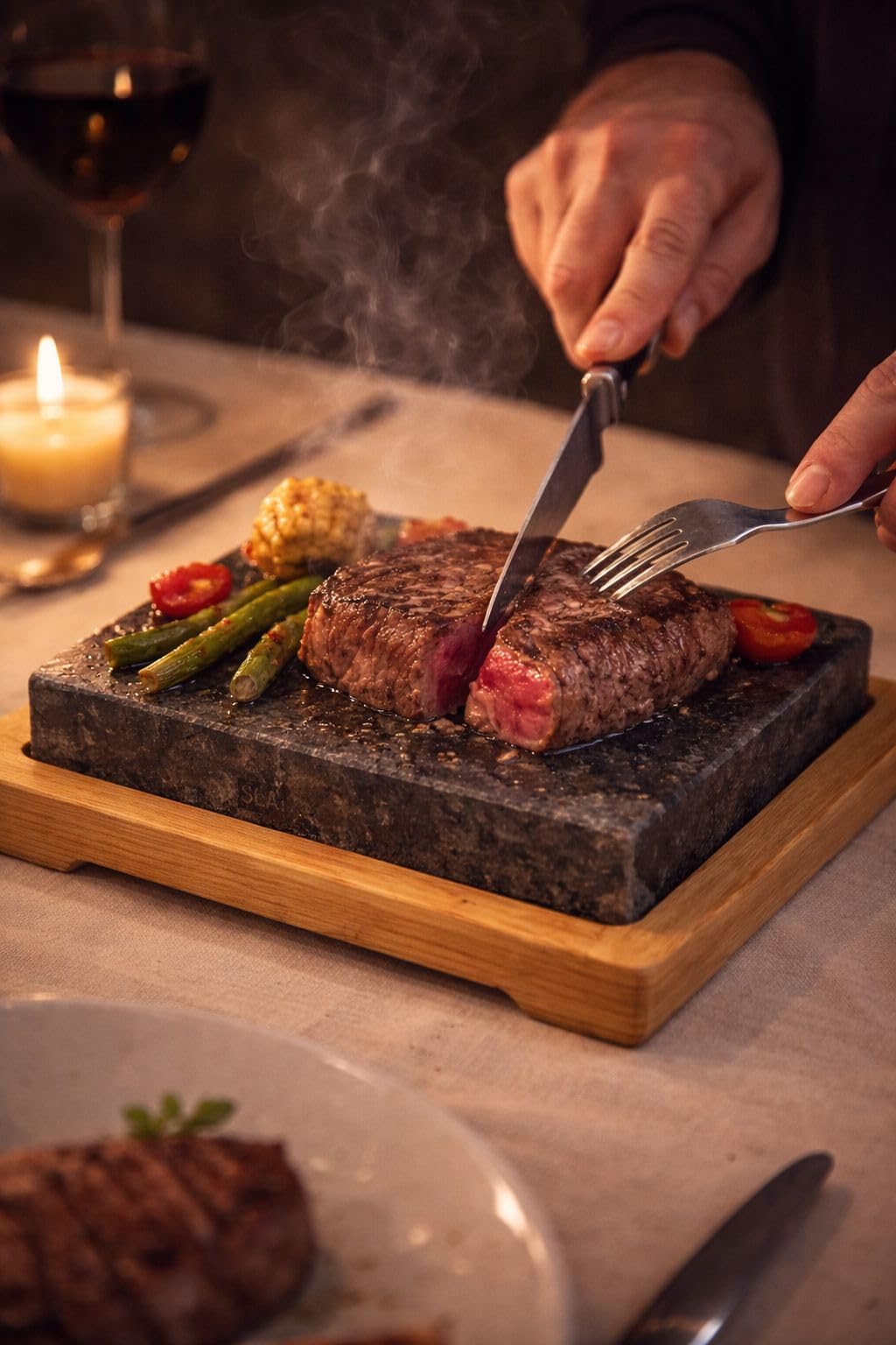 piastra in pietra ollare, 20 × 13 × 3 cm, piastra in pietra naturale per barbecue, forno e servire, resistente al calore, cottura aromatica e lunga conservazione del calore
