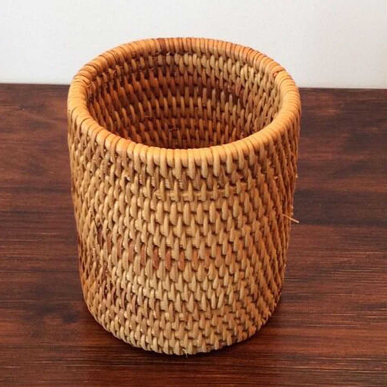 Healifty Contenitore Cilindrico in Vimini Intrecciato Per Set Da Tè Organizer Scrivania Ufficio E Porta Penne Cesto Multiuso in Rattan Naturale Per Casa E Ristorante 3.15X3.15X3.94In