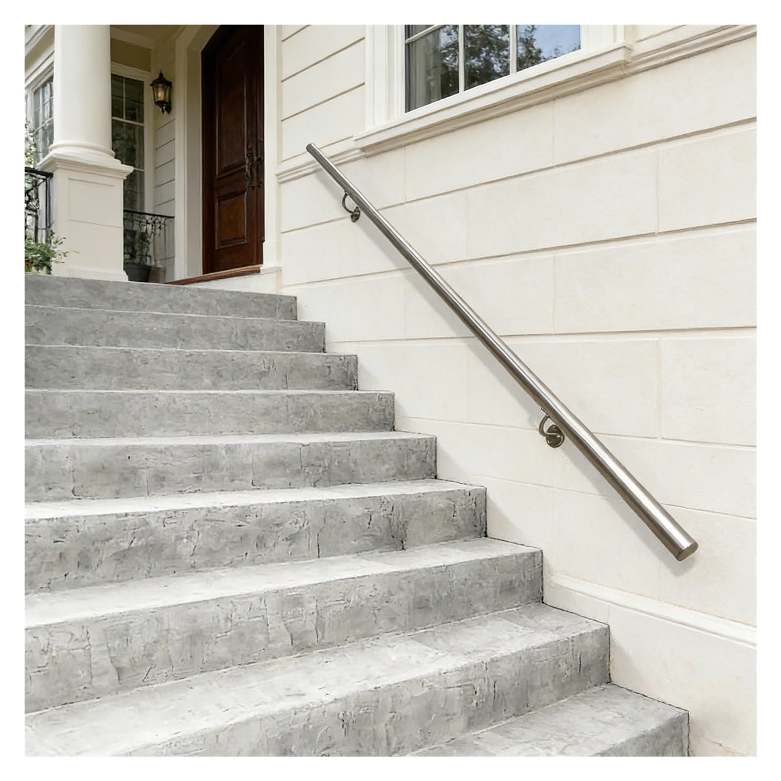 Rambarde d'escalier extérieure en acier pour sécuriser le seuil de votre maison