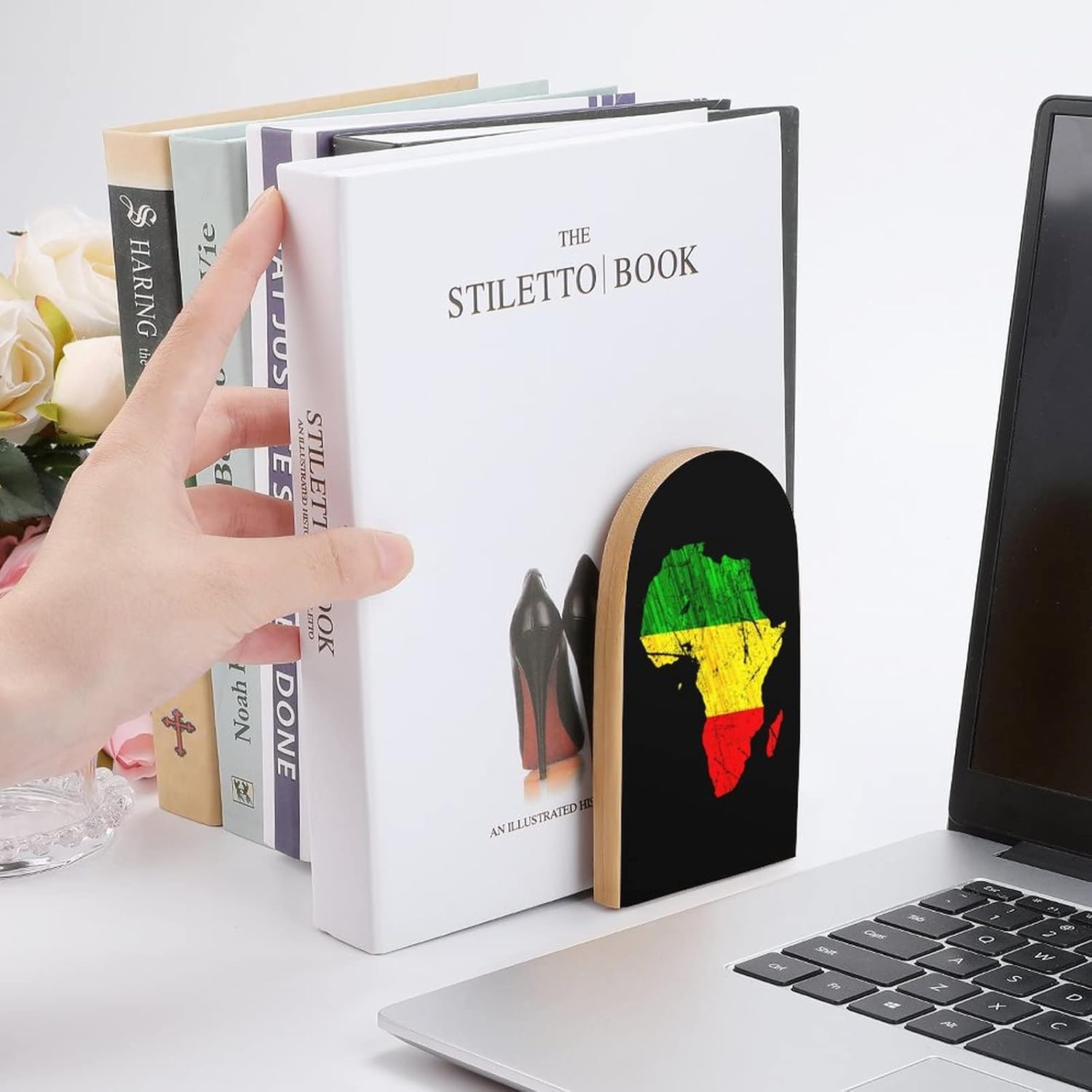 Africa Map Reggae Rasta Book Ends for Shelves Wooden Book Stand Book Holder for Library School Office Home Study Decor