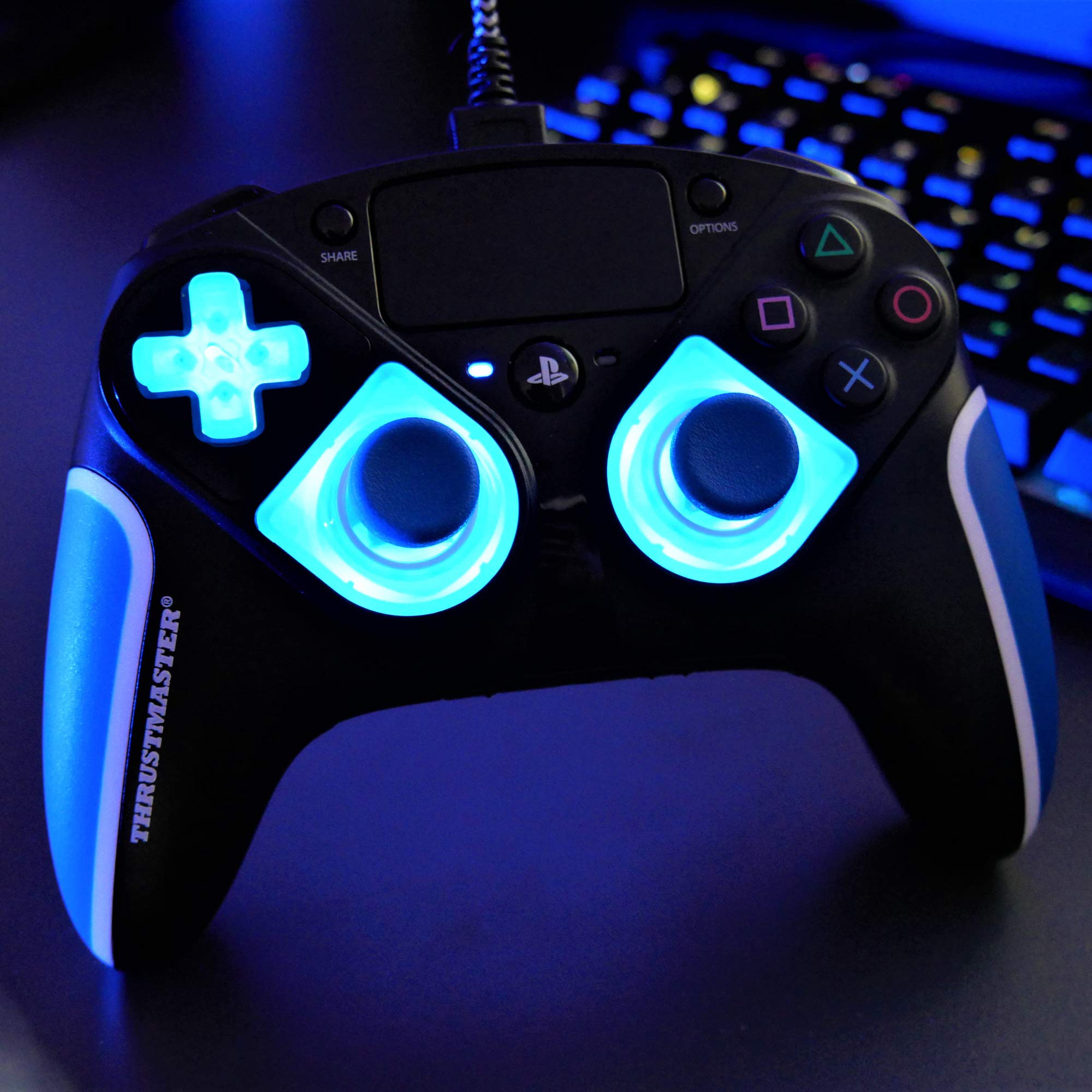 Thrustmaster ESWAP X LED Blue Crystal Pack - Paquete de Módulos Personalizables con Retroiluminación LED para Xbox Series X|S, Xbox One y PC