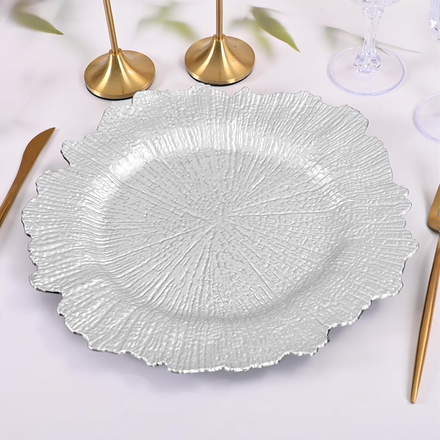50 Pcs Silver Charger Plates 13" Round Charger Plates Bulk Reef Chargers for Dinner Plate Decorative Silver Plastic Chargers Plate for Wedding Party Event Baby Bridal Shower Dinner Table Decoration