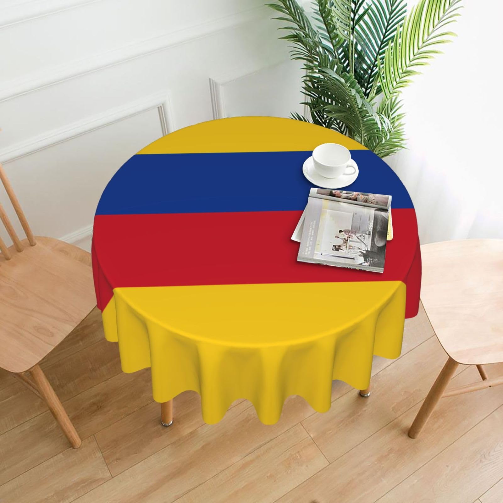 WHJSSF Flag of Colombia Prints Round Decorative Table Throw 60 Inch – Waterproof Table Cover for Dining, Coffee Tables, and Outdoor Events