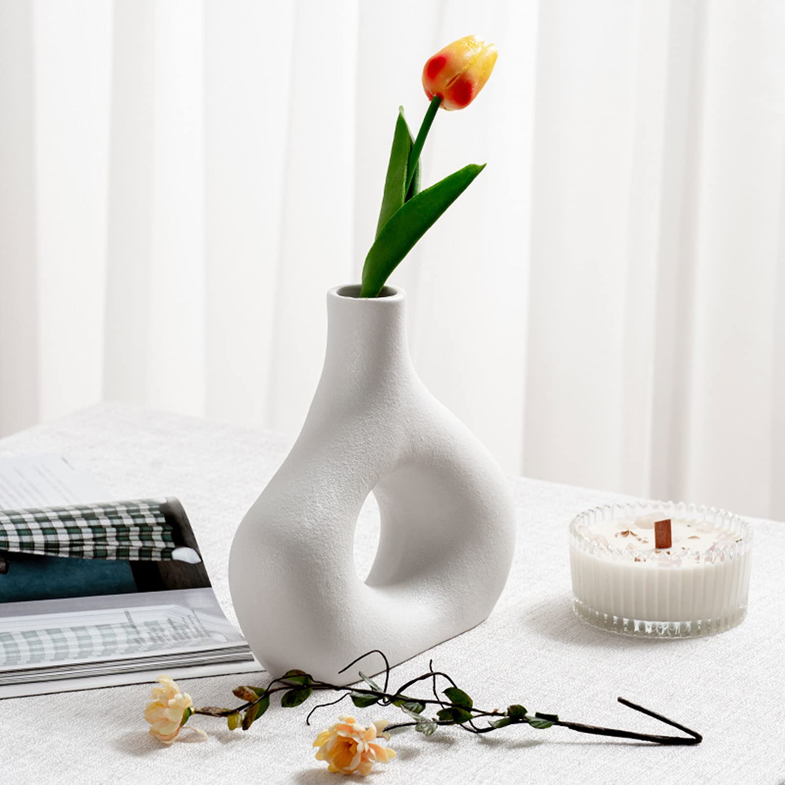 Keramik Blumenvasen,Vase für Pampasgras Schwarz Weiß Matt,Handmade Vasen Hochzeit Tischdeko,Deko Wohnzimmer Moderne Kreative Hohles Design,für Home Office Dekoration (Set of 2)