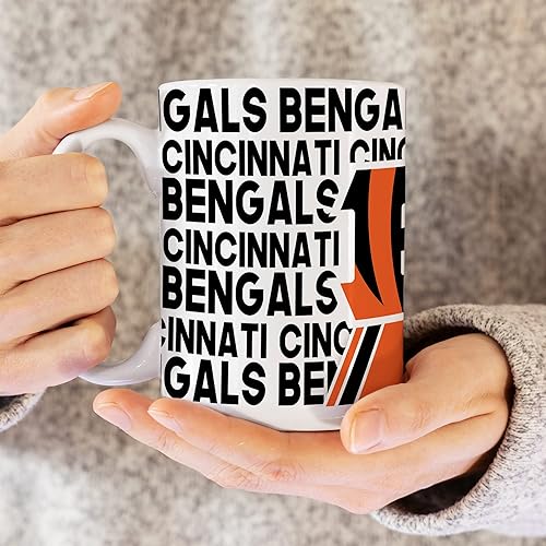 Vista 78 de Rico Industries NFL Football 15 oz White Ceramic Mug