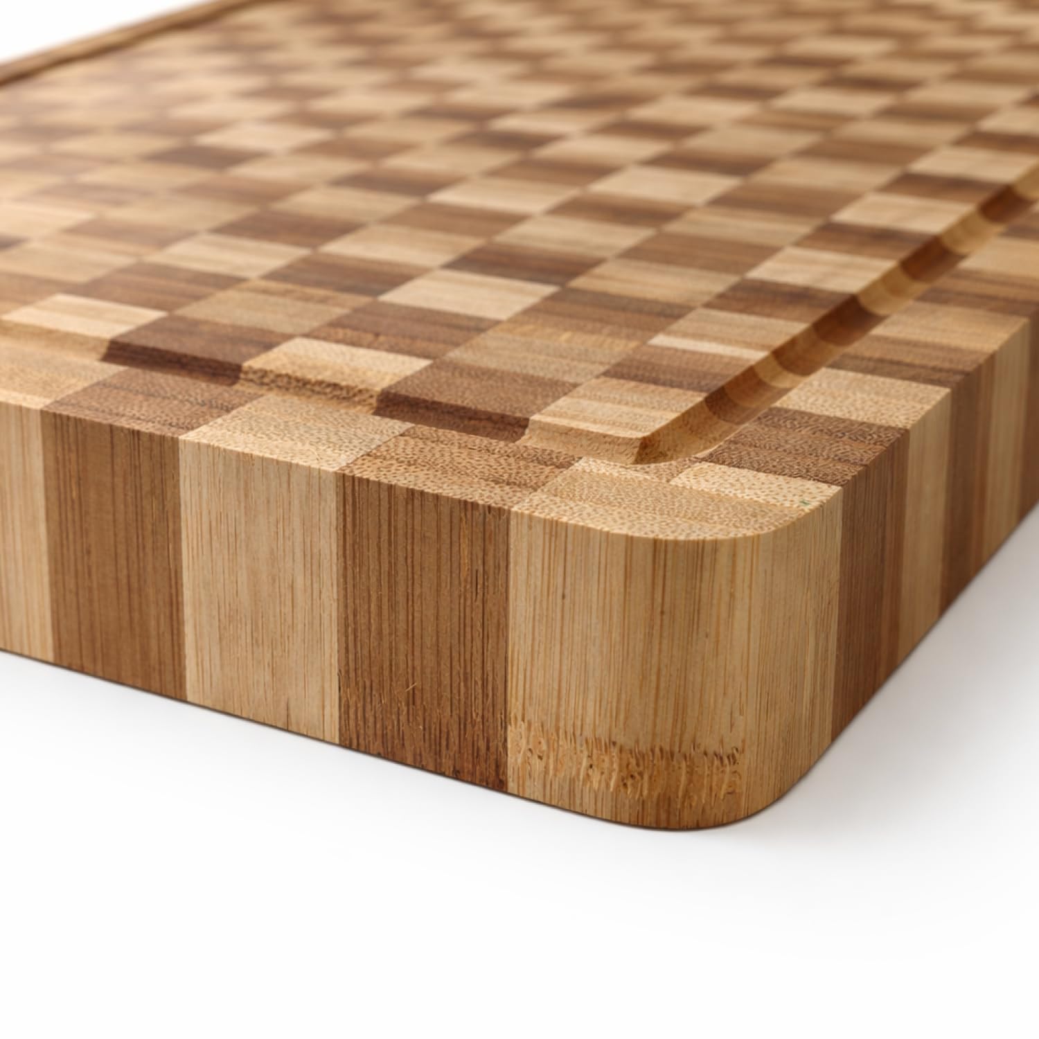 com-four® Tagliere in bambù Design a Scacchi 37,5 x 28 cm, con scanalatura raccogli liquidi e Maniglie per Tagliare e servire (1 Pezzo - 37,5x25 cm - bambù)