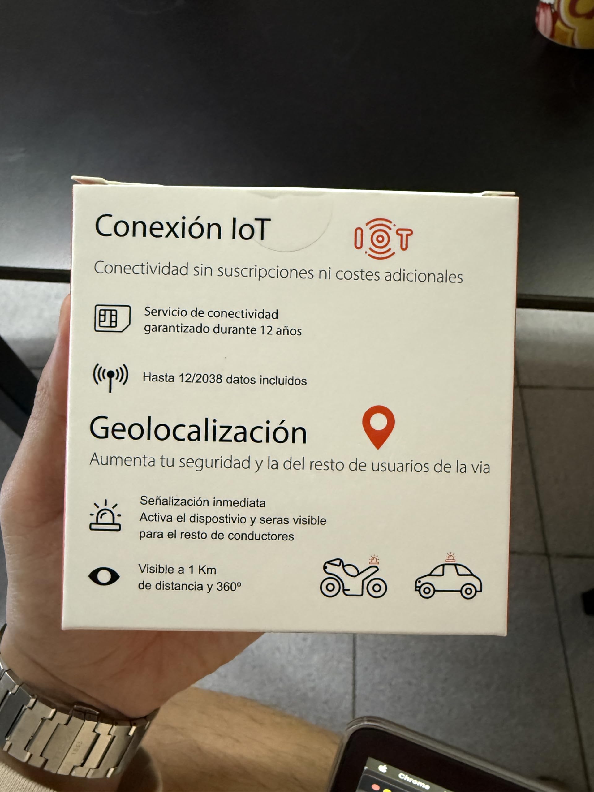 TIENDA EURASIA - Baliza V16 Homologada Dgt con Geolocalizador | Luz de Emergencia Coche | Incluye Tarjeta Sim 12 Años | Base Magnética | Impermeable IP54 | Pilas Incluidas (Pack 2)