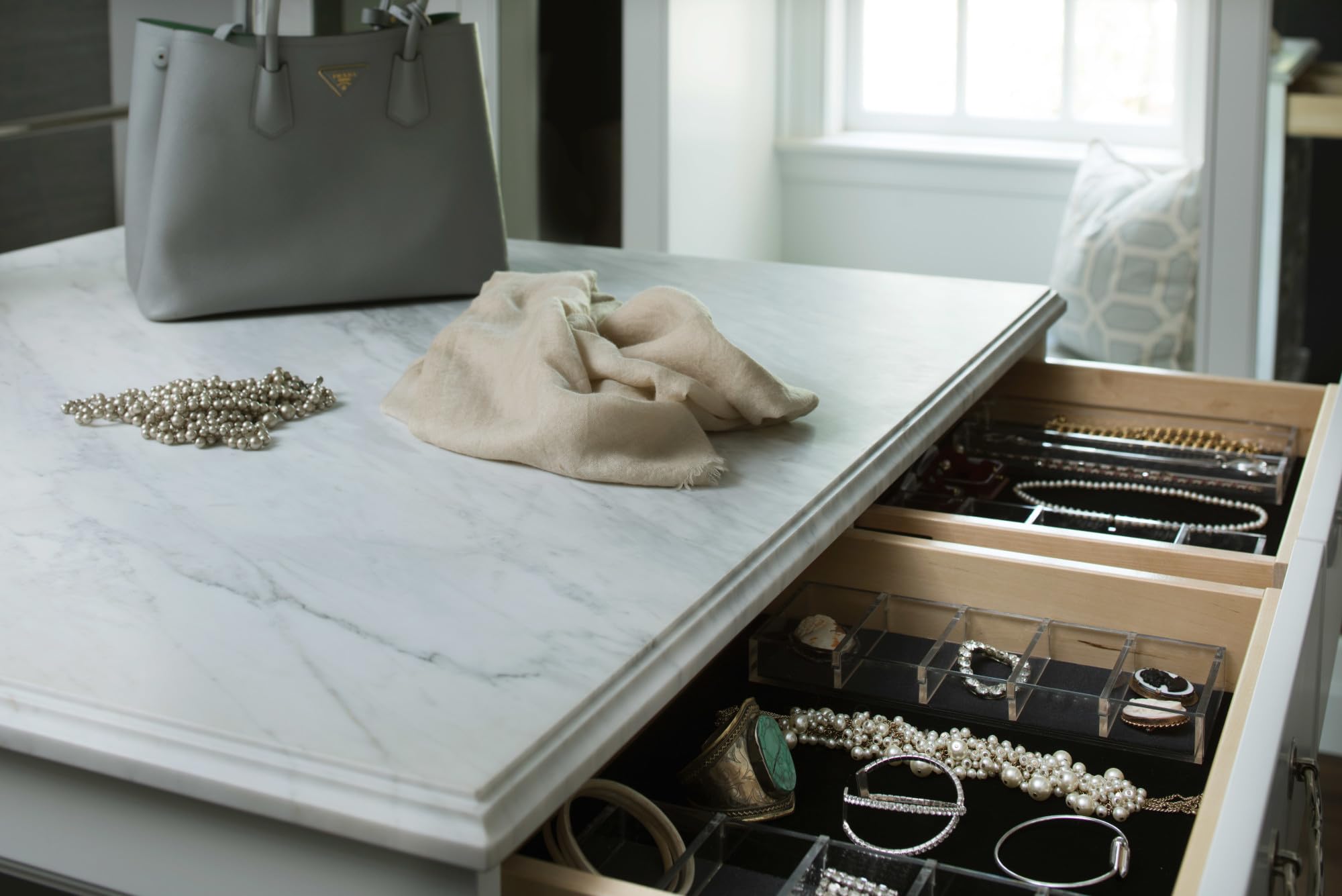 Rev-A-Shelf Acrylic Jewelry Organizer to use in Closet Drawers