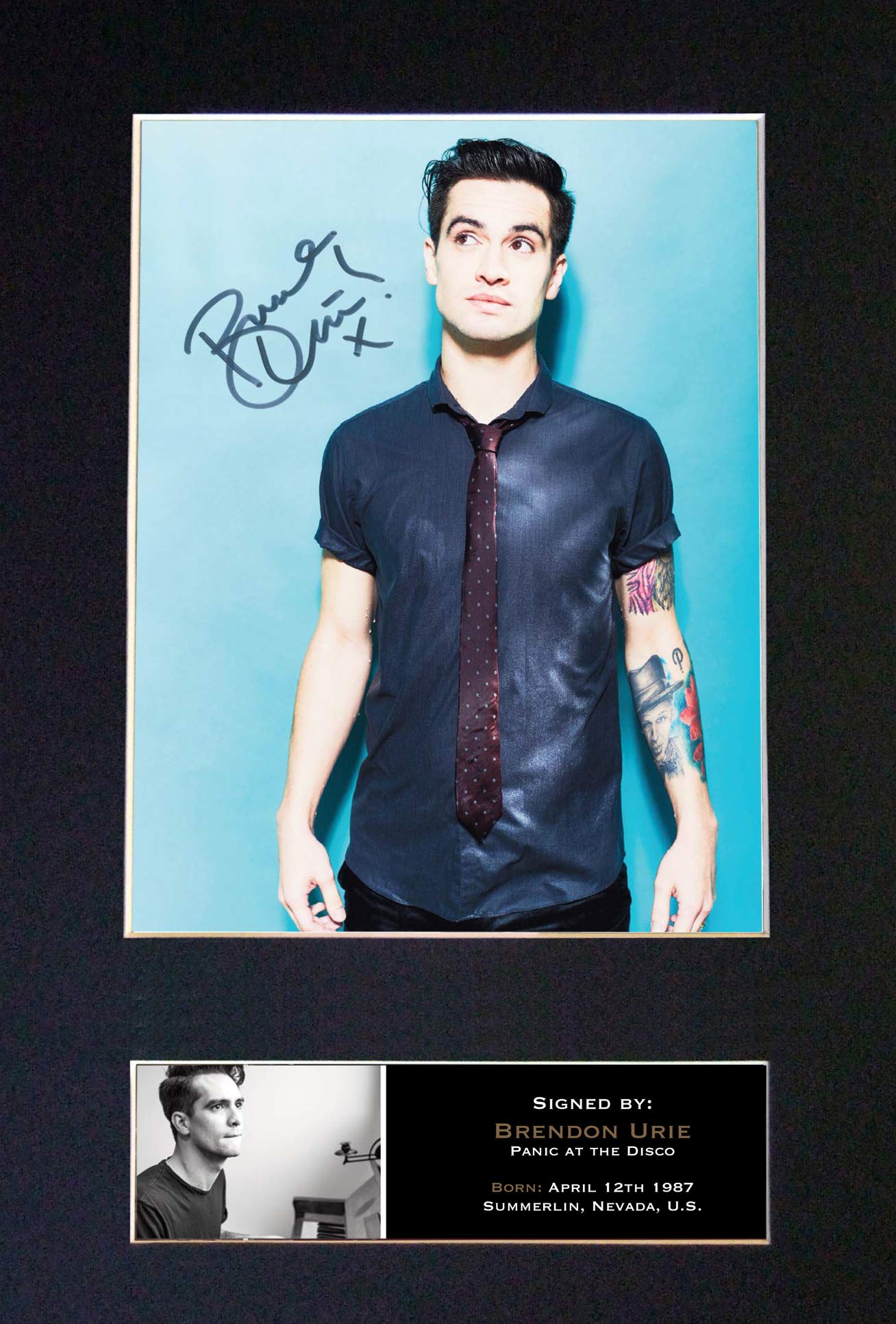 U've Been Framed Gold,Black #765 Brendan Urie No2 (Panic! At The Disco) Signed Autograph Mounted Photo Reproduction Print A4 Rare Perfect Birthday (297 X 210Mm) (Not Framed)