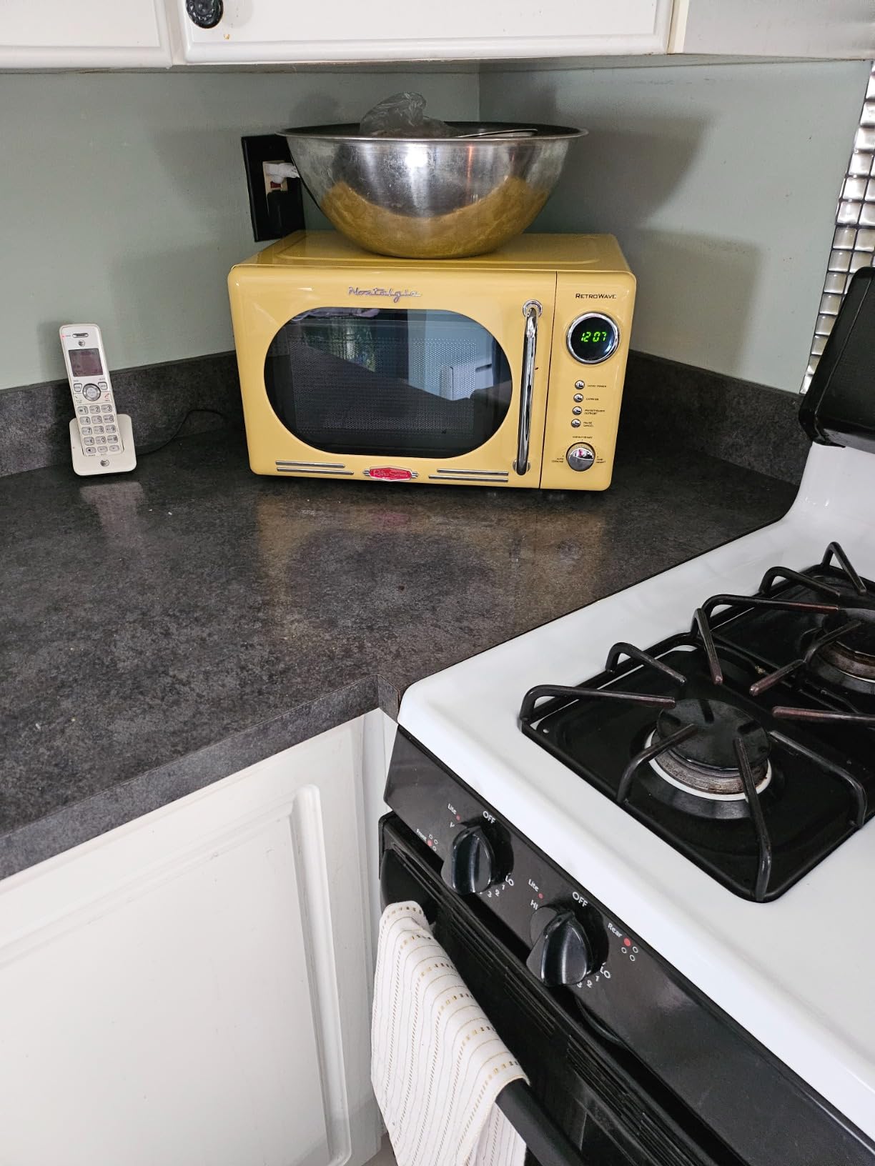 $17/mo - Finance Nostalgia Retro Countertop Microwave Oven - Large 800 ...