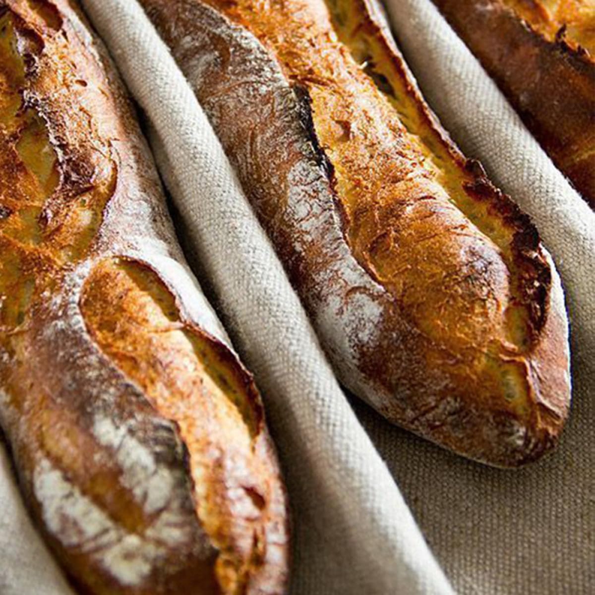 ERINGOGO Brotteig Gärkörbchen Fermentiertes Baumwollgewebe Backzubehör 150 X 60cm Beige für Brotbacken und Konditorei