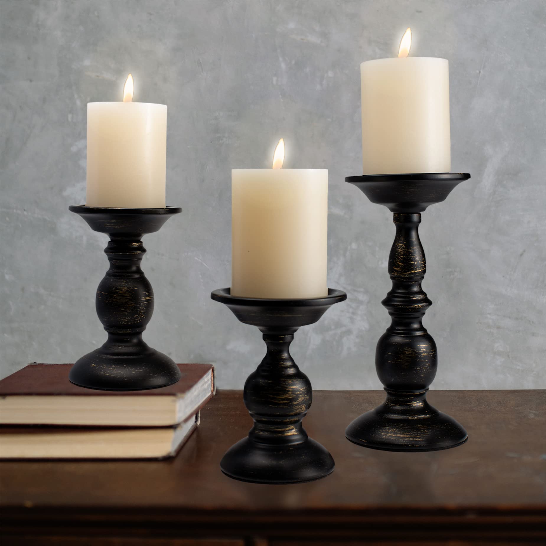 Amazon.co.jp: アンティーク調ブラックピラーキャンドルホルダー 3個