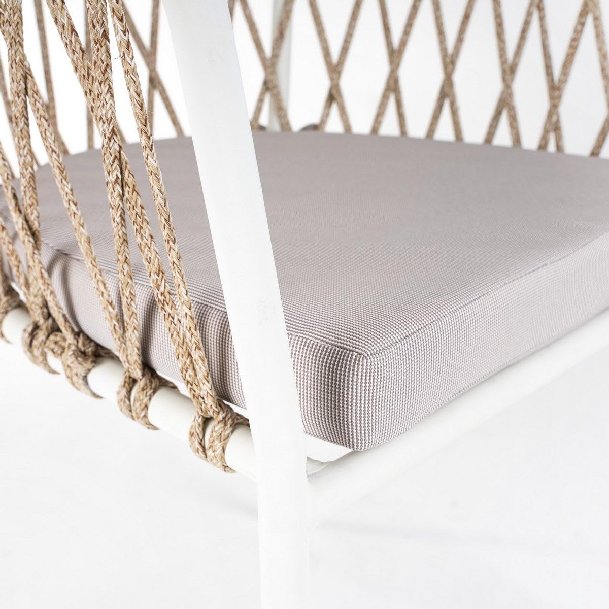 LOLAhome Set 2 Sillas de Jardín Myra de Acero y Cuerda Trenzada Color Blanco, 52x51x80 cm, Cojín Incluido, Ergonómica, Diseño Elegante y Resistentes, Patas Desmontables Uso Exterior