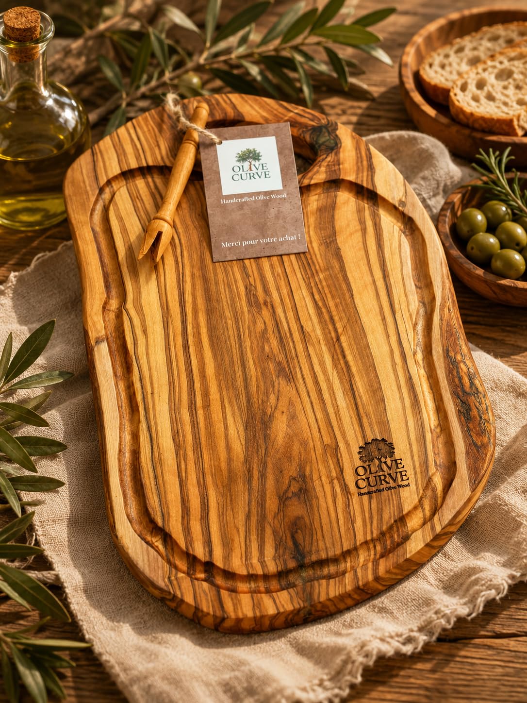Planche Artisanale en Bois d’Olivier 40L x 22l, Parfaite pour Découpe et Service