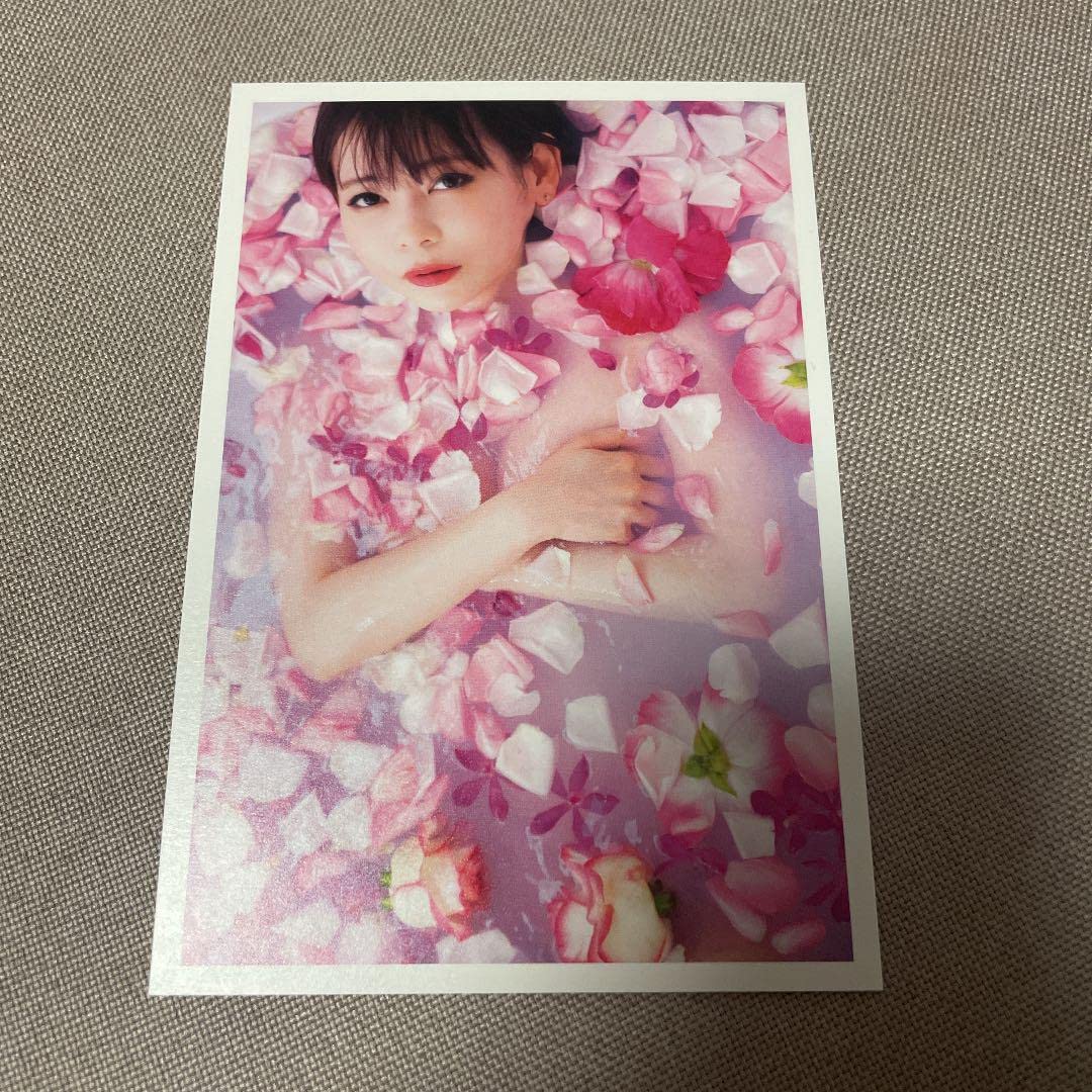 Amazon.co.jp: 中川翔子しょこたん デビュー20周年記念 写真集