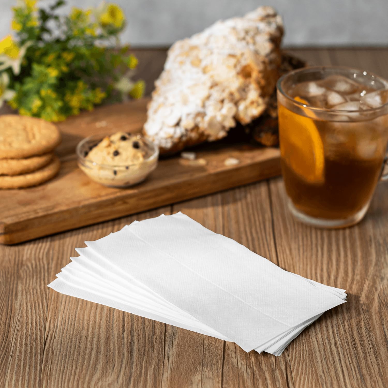 Karat KN-F137-1W Lot de 10 serviettes de table pliables Blanc 13,5 x 7 cm