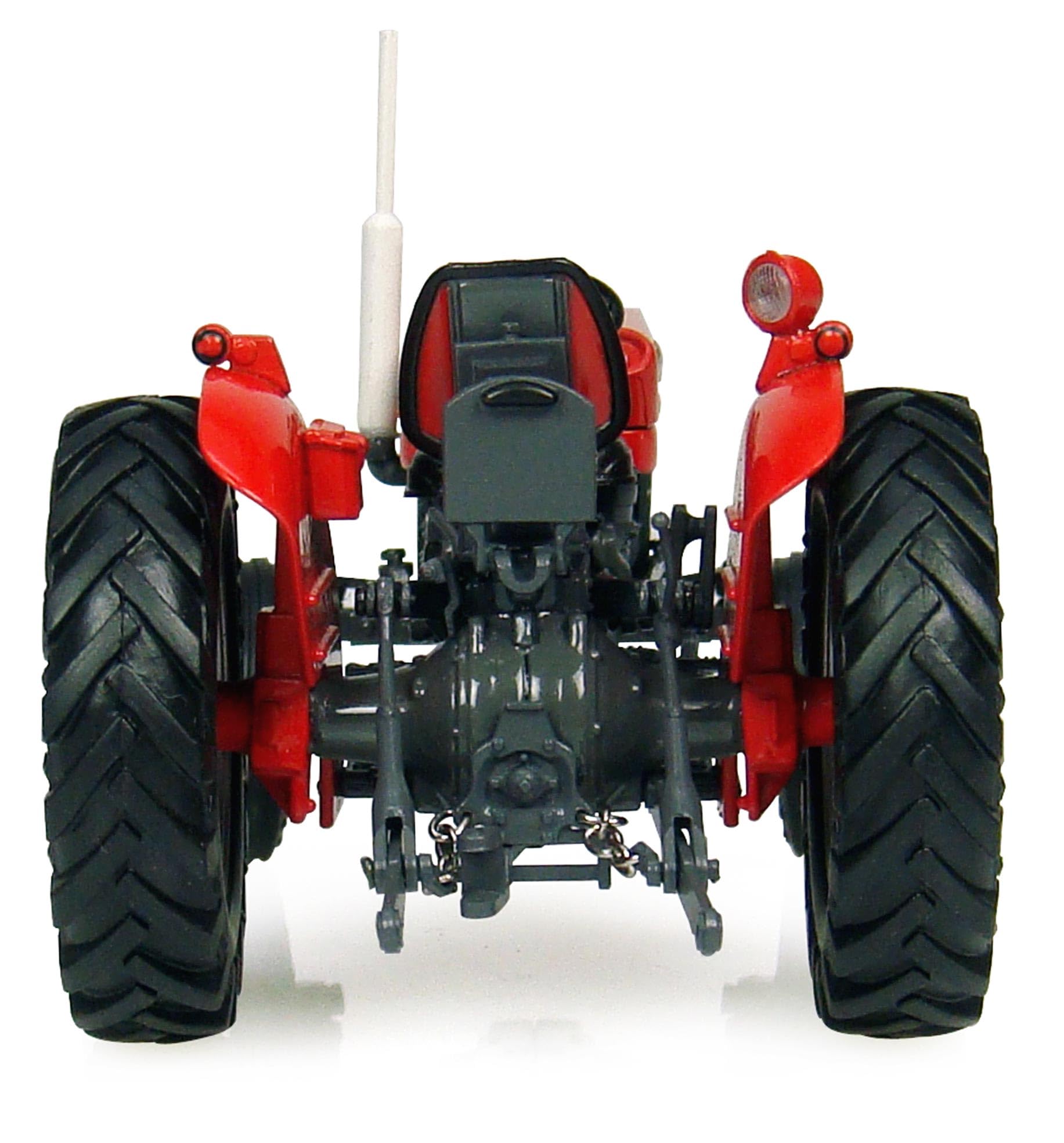 Universal Hobbies - Massey Ferguson 135 Trattore Vintage