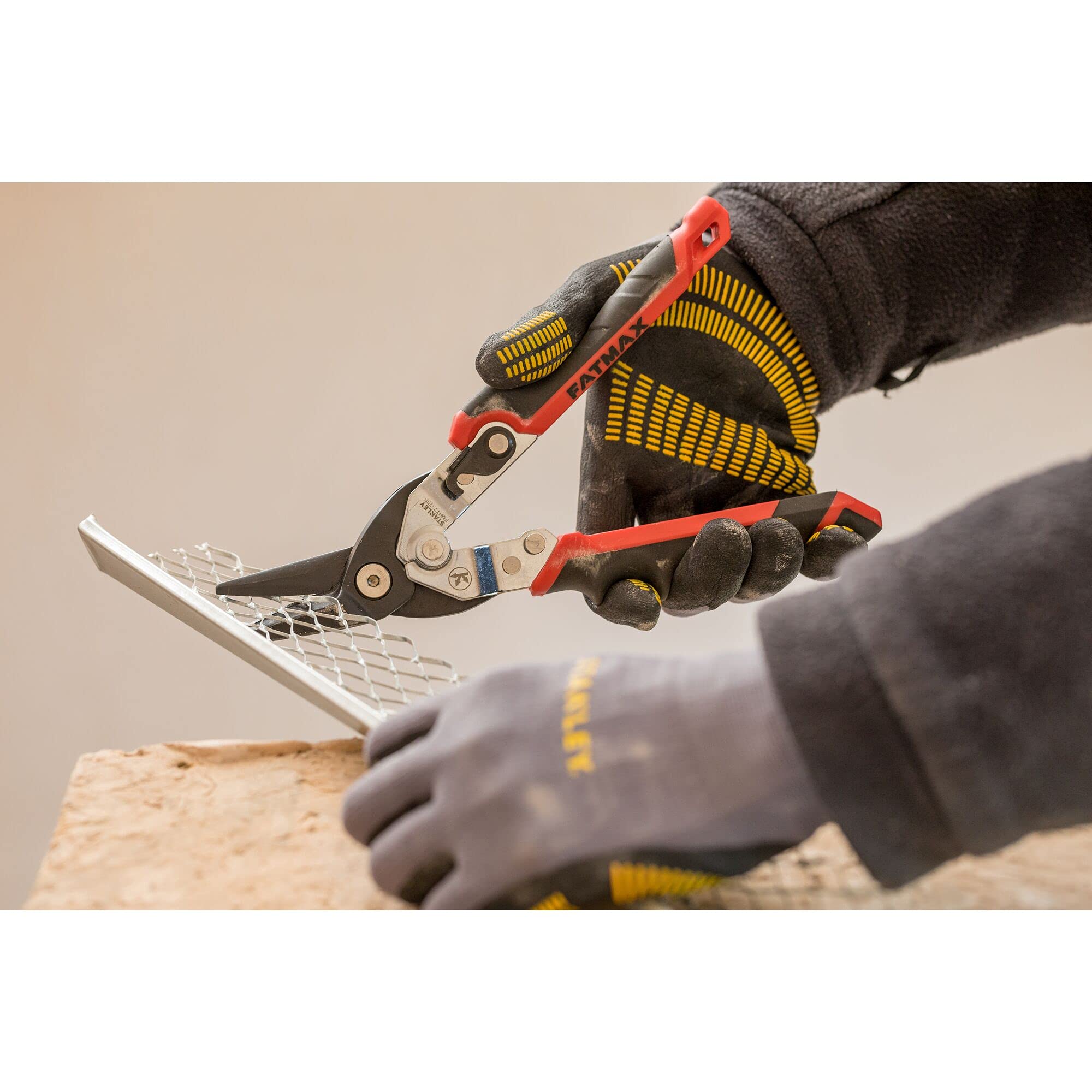 Stanley Fmht73755-0 Cisaille Aviation Ergo 250Mm Passe-Franc Gauche - Gamme FatMax - Revêtement Oxyde Noir - Plus Ergonomique -Graduation De La Lame Multicolore