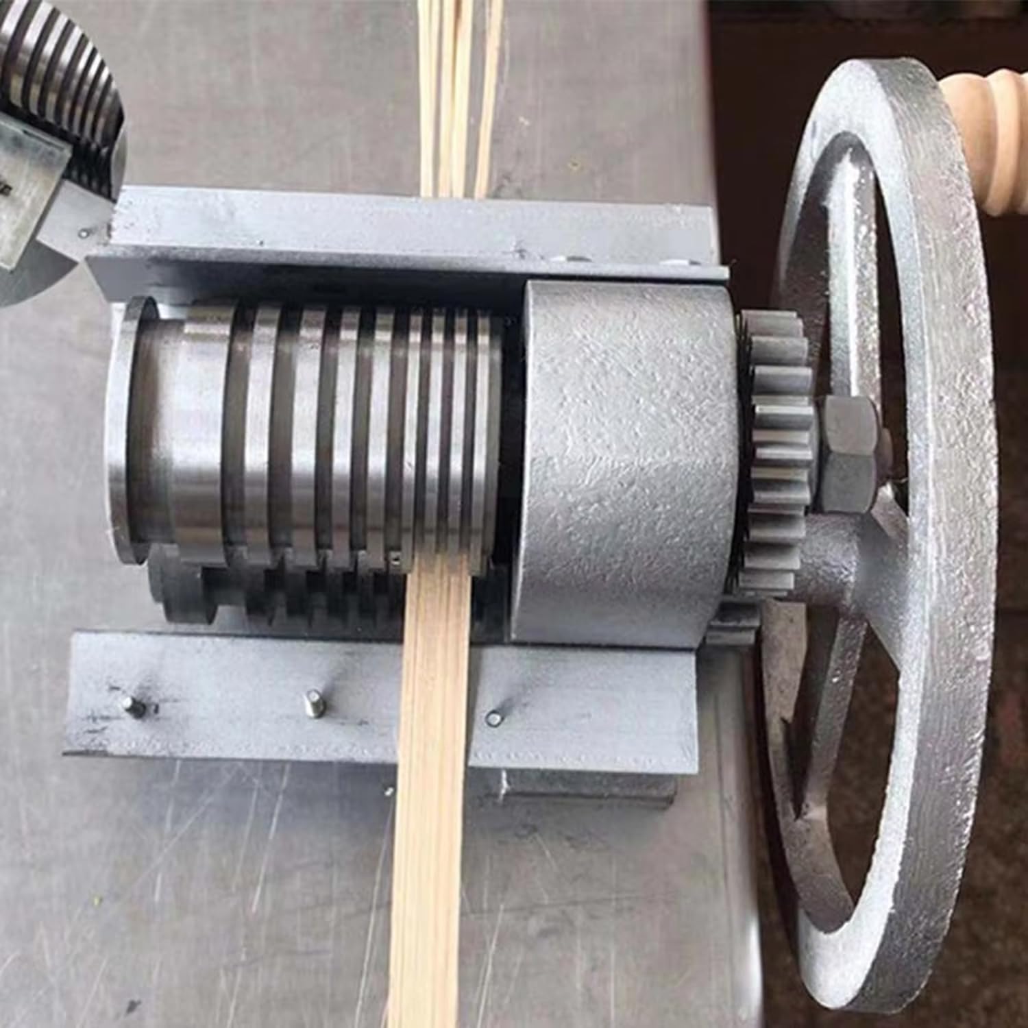 Machine de découpe/pose de bandes de bambou, 2, 3, 4, 5 mm 4 spécifications avec rails de guidage, machine de découpe de bandes de plastique PP, couteau à tréfiler manuel