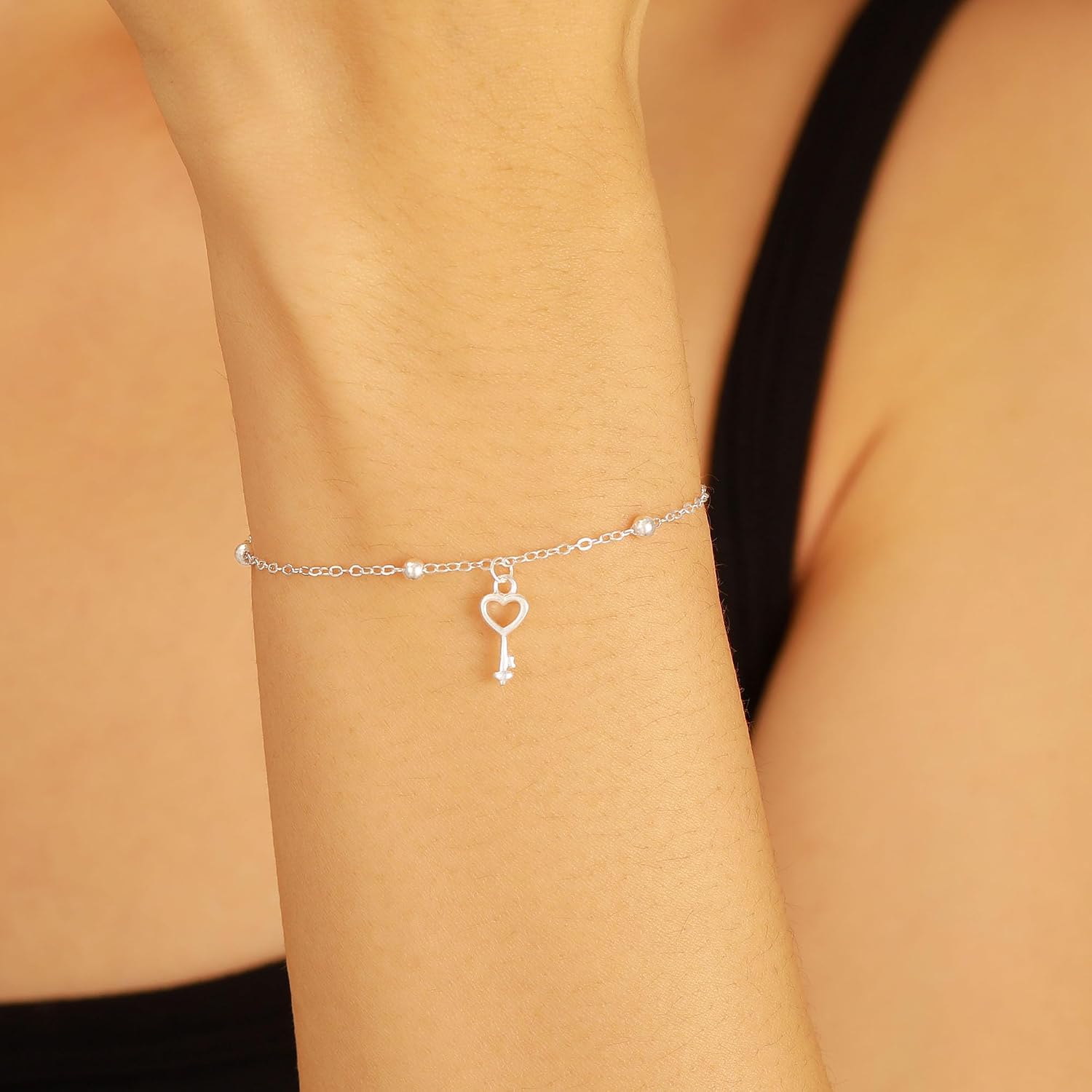 925 Sterling Silver Heart Key Bracelet for Women Round Bead Love Key Pendant Minimalist BFF Chain for Mother Daughter Friendship Promise Charm Choker Bracelets Birthday Christmas Graduation Jewelry Gifts