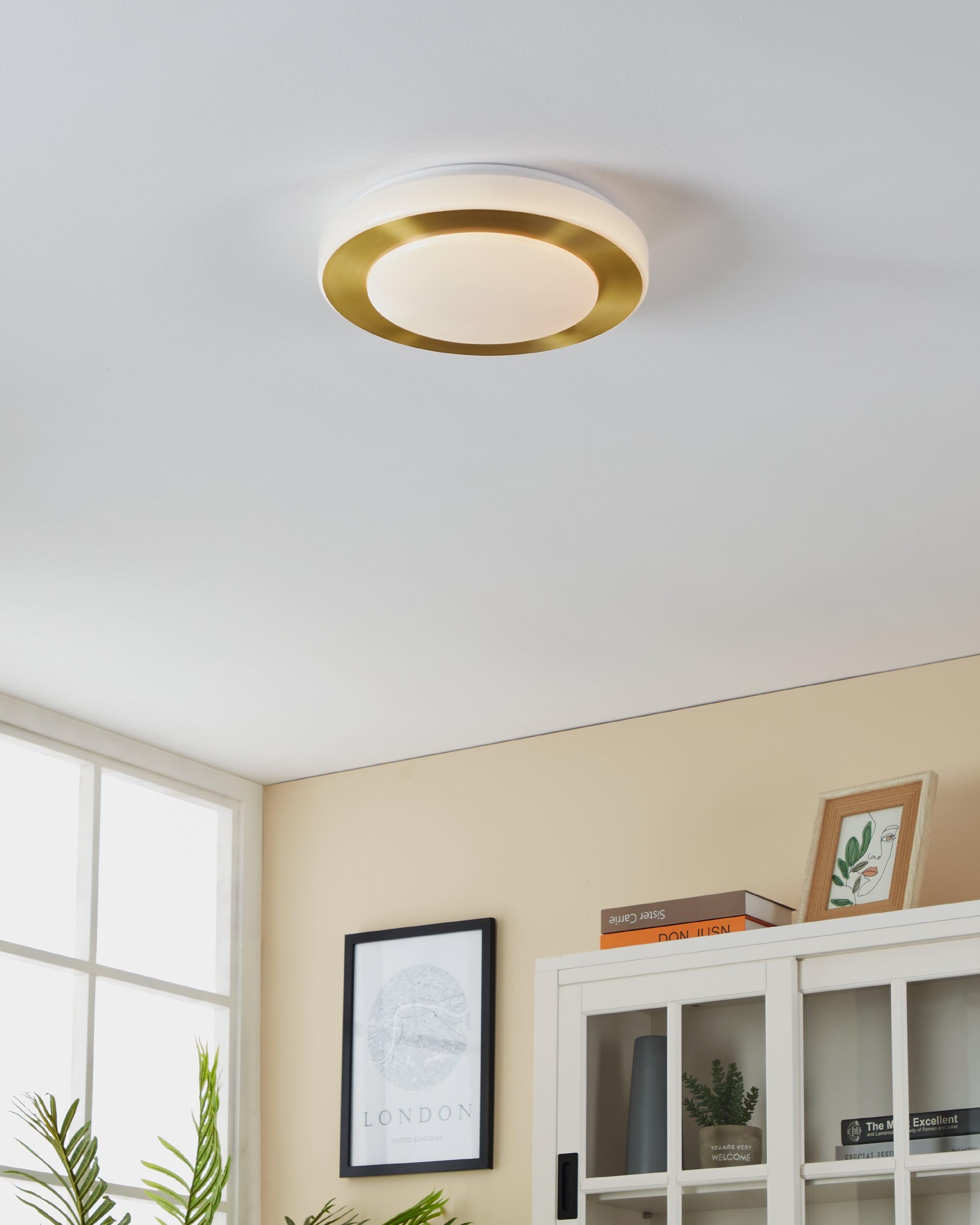 Eglo Luminaire plafonnier Capri, panneau LED en acier blanc et laiton