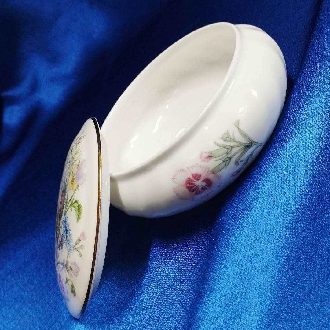 Tiffany ティファニー ボーンチャイナ 小物入れ アクセサリーケース