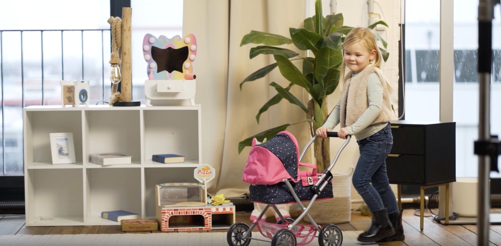 Bayer Chic 2000 - Poppenwagen Smarty, kleine kinderpoppenwagen voor kinderen vanaf 2 jaar, bloemen, paars, 555-73