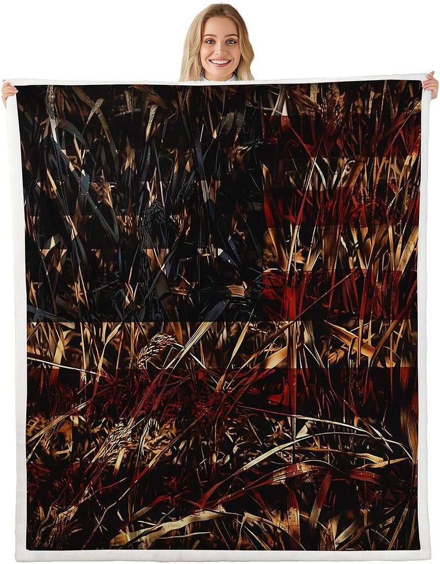 Erosebridal Rustic Hunting Fleece Bed Blanket Queen 90"X90" Woodland Bear Deer Throw Blanket Army Green Camo American Flag Sherpa Blanket for Kids Boys Teen,Farmhouse Cabin Camping Fuzzy Blanket