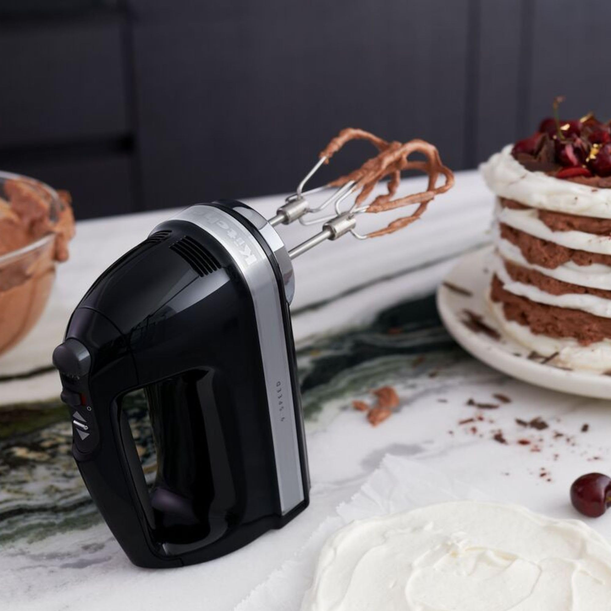KitchenAid Sbattitore elettrico 9 velocità - Indicatore LED - 4 accessori lavabili in lavastoviglie - Nero onice