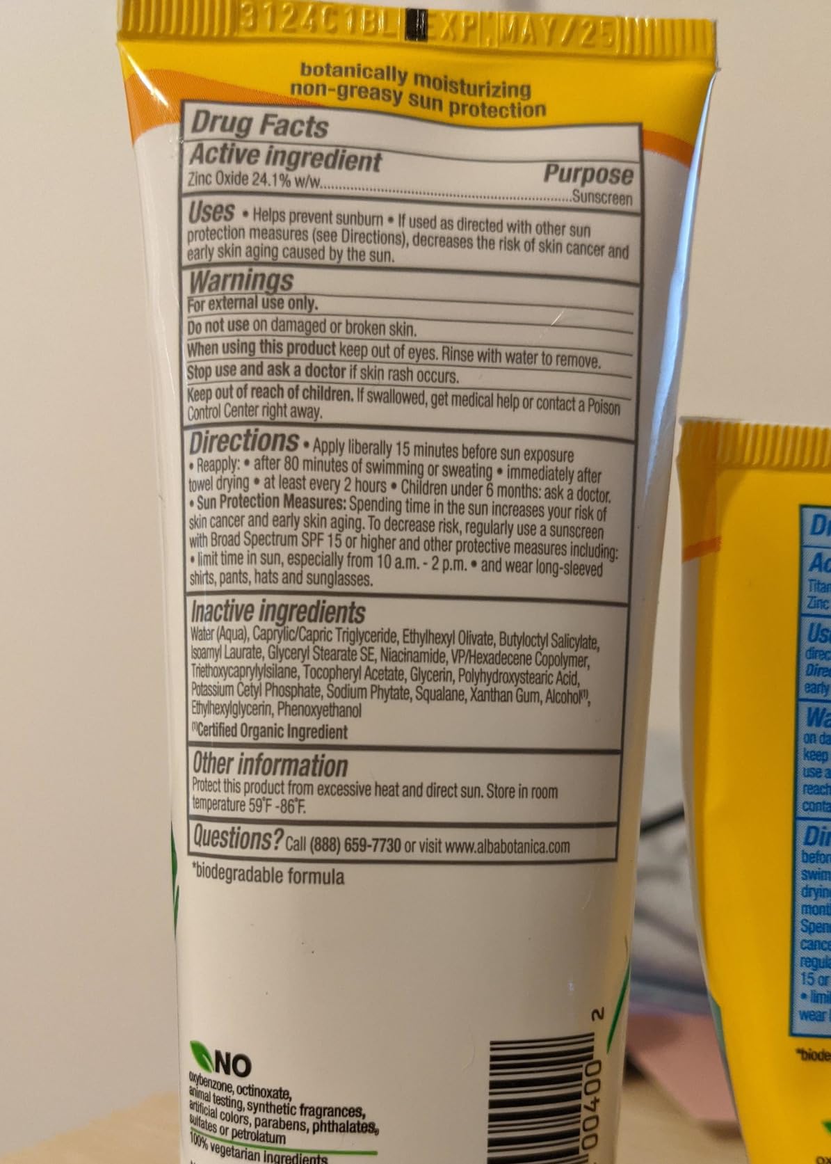 Alba Botanica Mineral Sunscreen Lotion SPF 50, Broad Spectrum, Fragrance Free, 3 Fl Oz (Packaging May Vary)