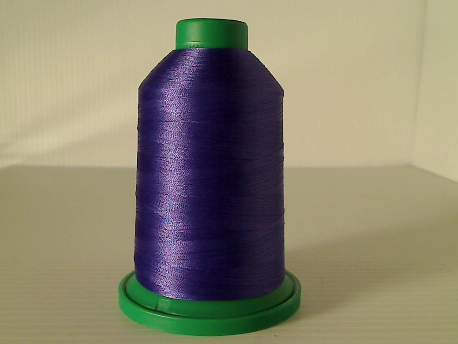 Isacord Embroidery Thread 1000M 40W POLY 3210