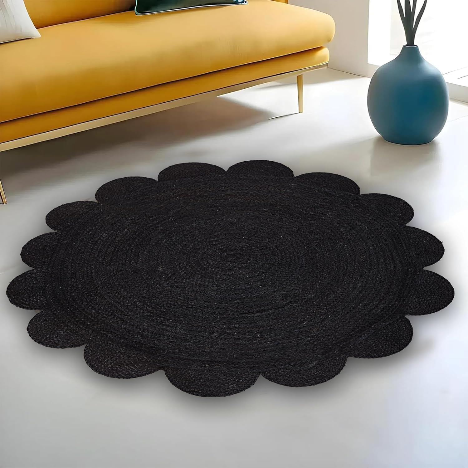 Mrida Weave Handwoven Scalloped Jute Area Rug – Natural Floor Carpet Mat for Living Room, Bedroom, Dining & Entryway Home Décor- 3x3 Feet Round (91 cmx91 cm) - Black