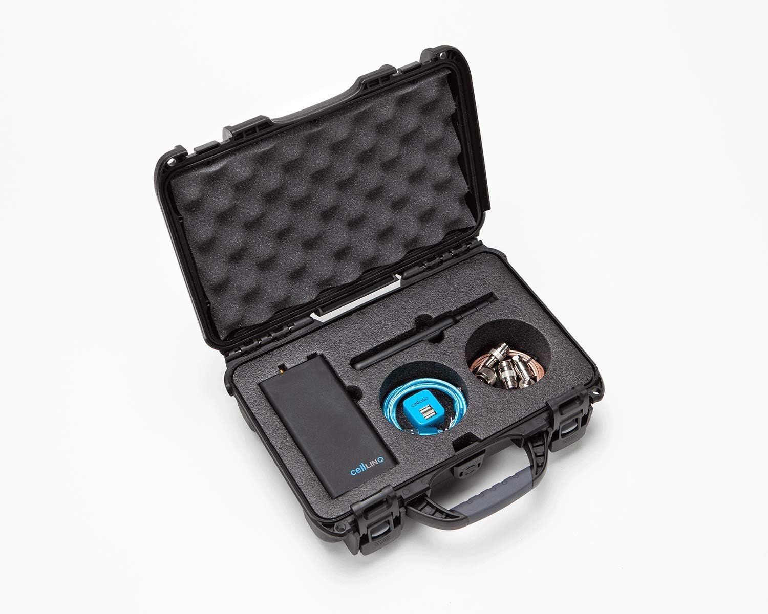 Cell LinQ Pro Meter kit neatly packed inside its hard case
