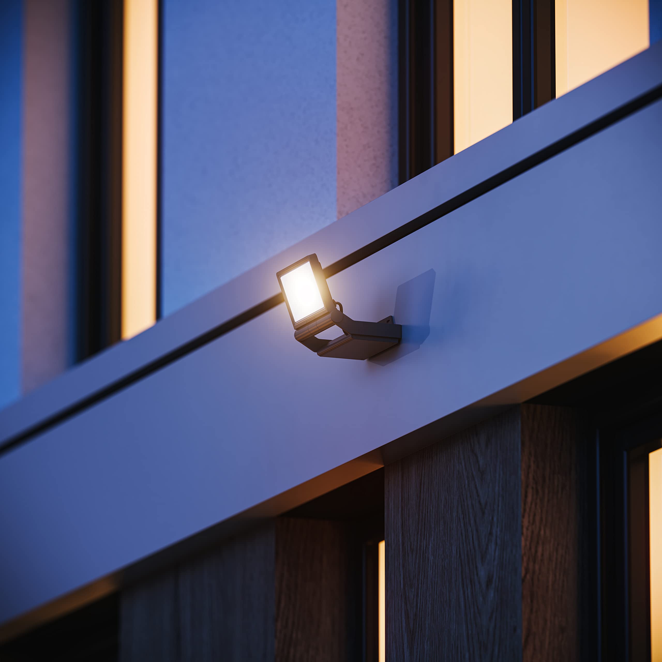 Steinel LED Strahler XLED PRO ONE Max Weiß, 6093 lm Flutlicht, Aluminium Fluter, Panel schwenkbar, vernetzbar