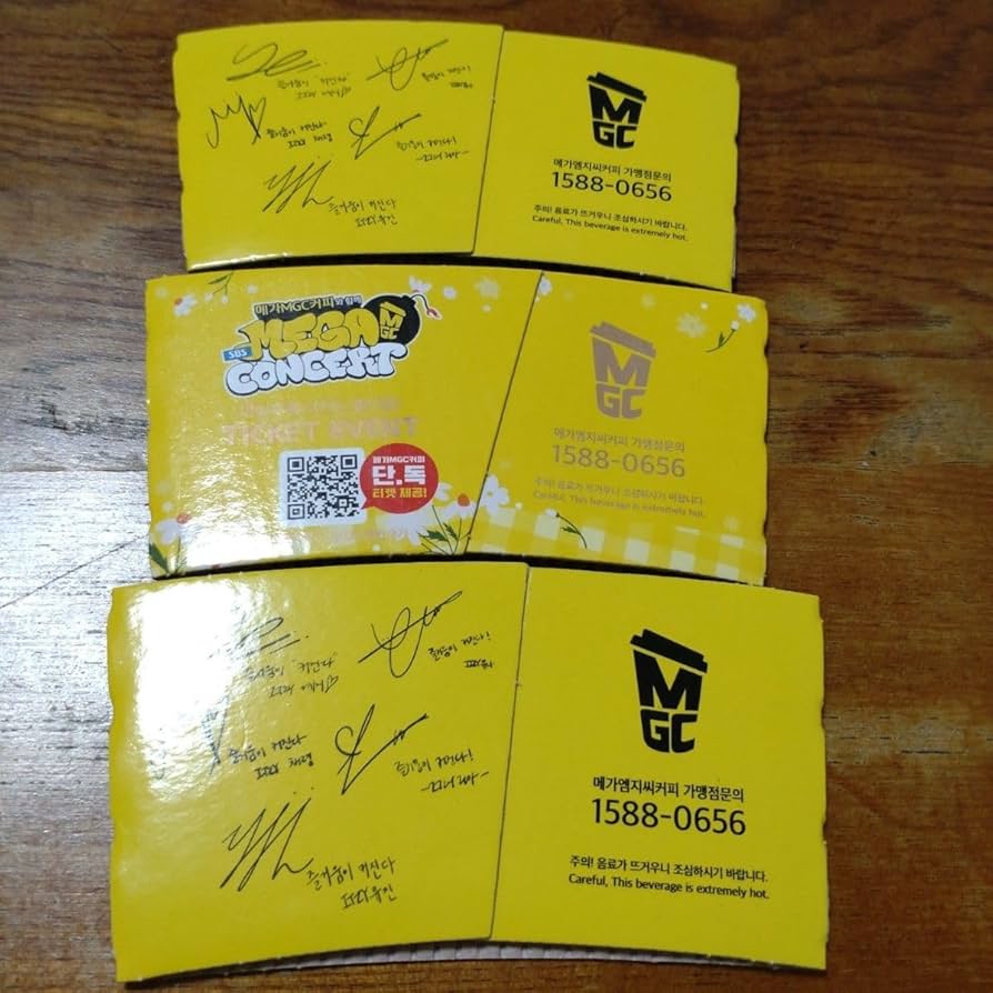 itzy GOLD 韓国限定ポップアップ マグネット キーホルダー コンプセット 楽天市場】【おまけ付き】ITZY GOODS☆BADGE STRAP SET☆1st