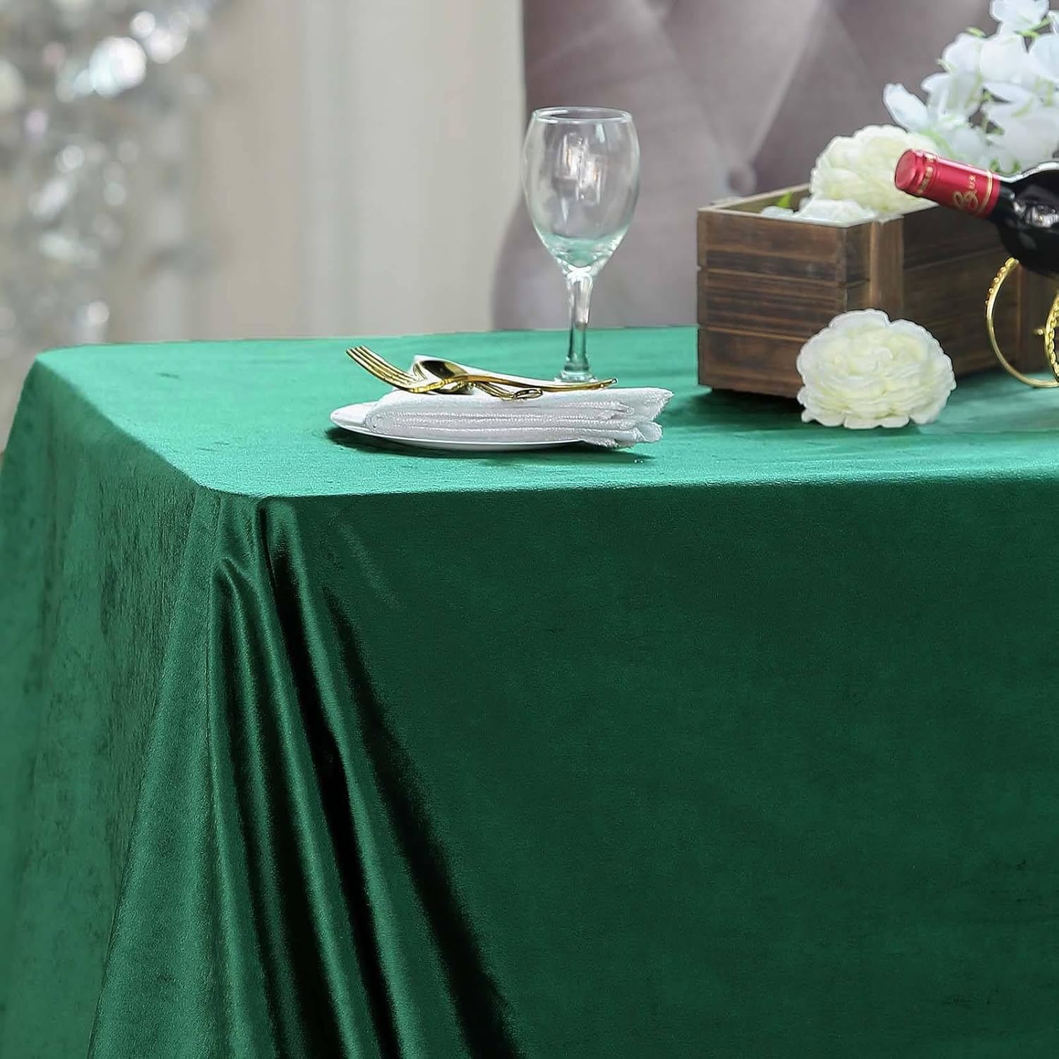 Efavormart Premium Velvet Hunter Emerald Green 90" x 132" Rectangle Tablecloth for Wedding Party Events