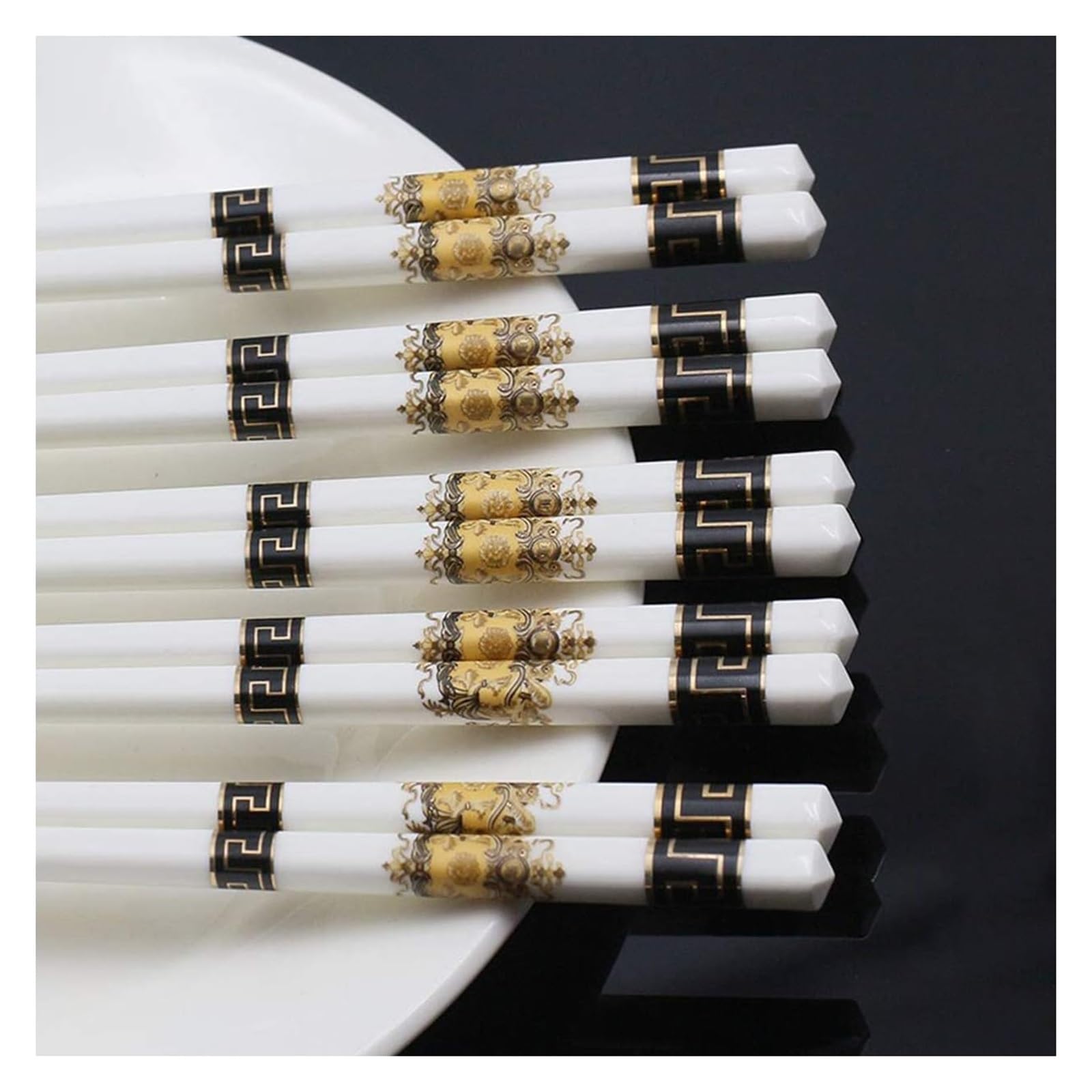 Baguettes réutilisables, for sushis ou autres aliments de cuisine japonais, chinois et coréens, faciles à nettoyer, coffret cadeau en bois haut de gamme de 10 paires(E)