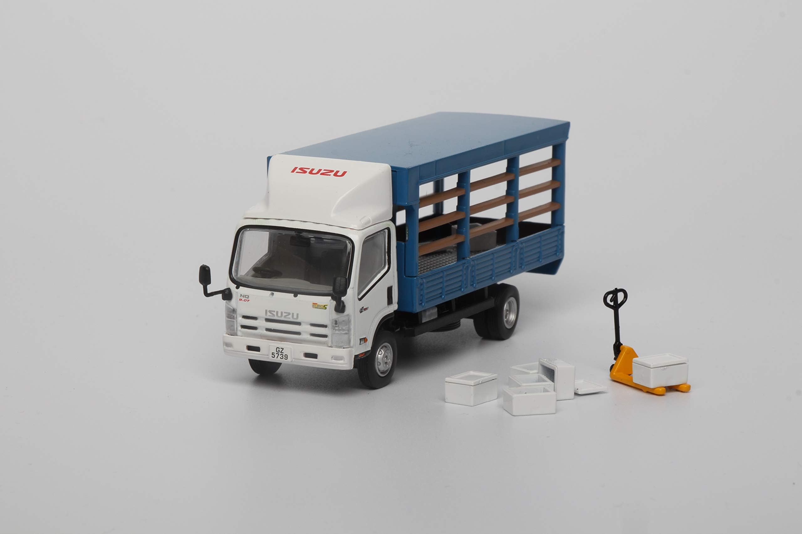 Realsoc Isuzu 1/64 Scale NQR75 Diecast Lorry Hong Kong Truck