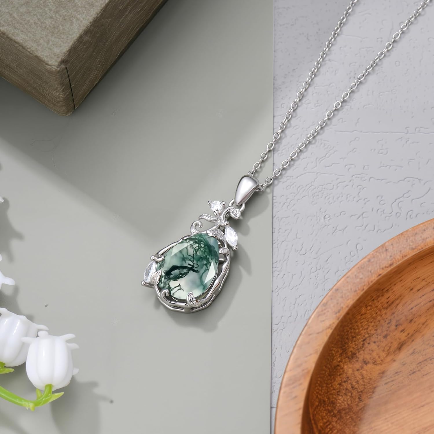 Teardrop/Kite Cut Leaf Moss Agate Necklace for Women 925 Sterling Silver Natural Moss Agate Pendant Necklaces Jewelry Gifts for Her