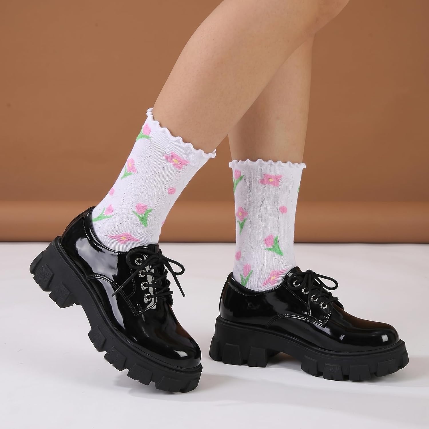 6 Pairs Women Ruffle Frilly Socks, Cute Floral Ankle Socks for Women Cotton Knit Casual Crew Sock Size 5-9