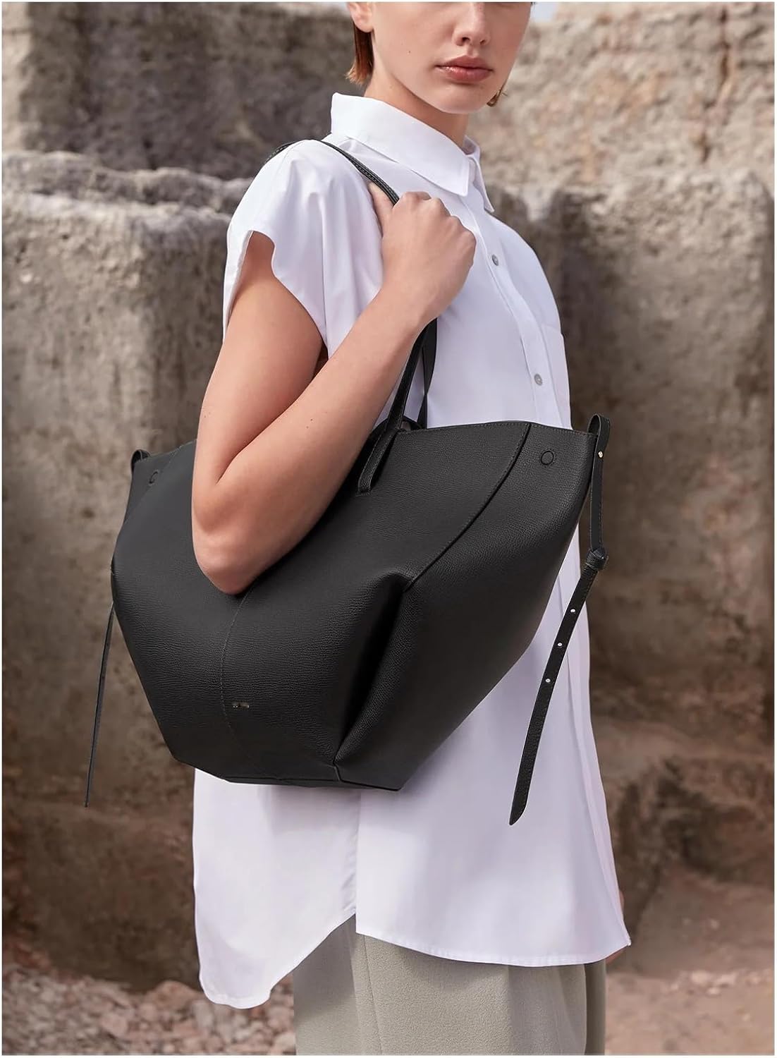 Large Capacity Tote Bag for Women, Fashion Vintage Shoulder Bag, Chic Leather Handbag Hobo Purse Work Bag. - Image 7