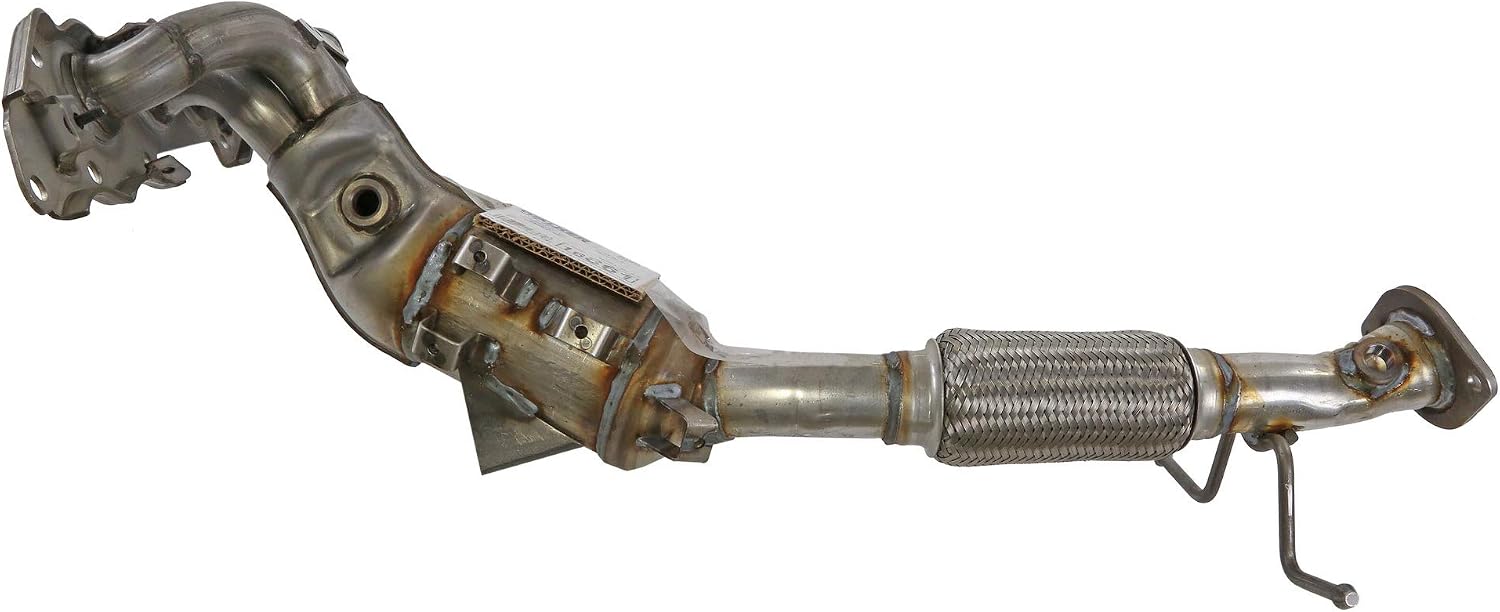Walker Ultra 16861 Direct-Fit Catalytic Converter with Integrated Exhaust Manifold for Mazda 3