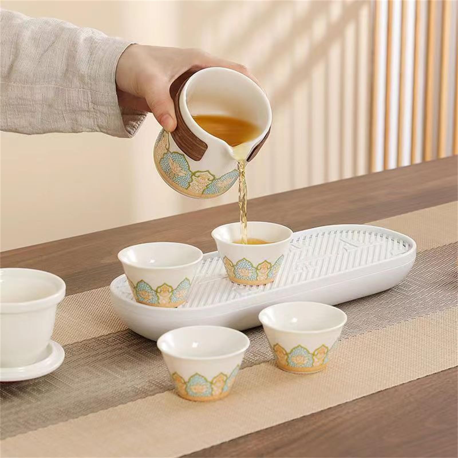 Ceramic Travel Kungfu Tea Set - 360° Rotating Teapot With 4 Cups & Tray, Portable Gift